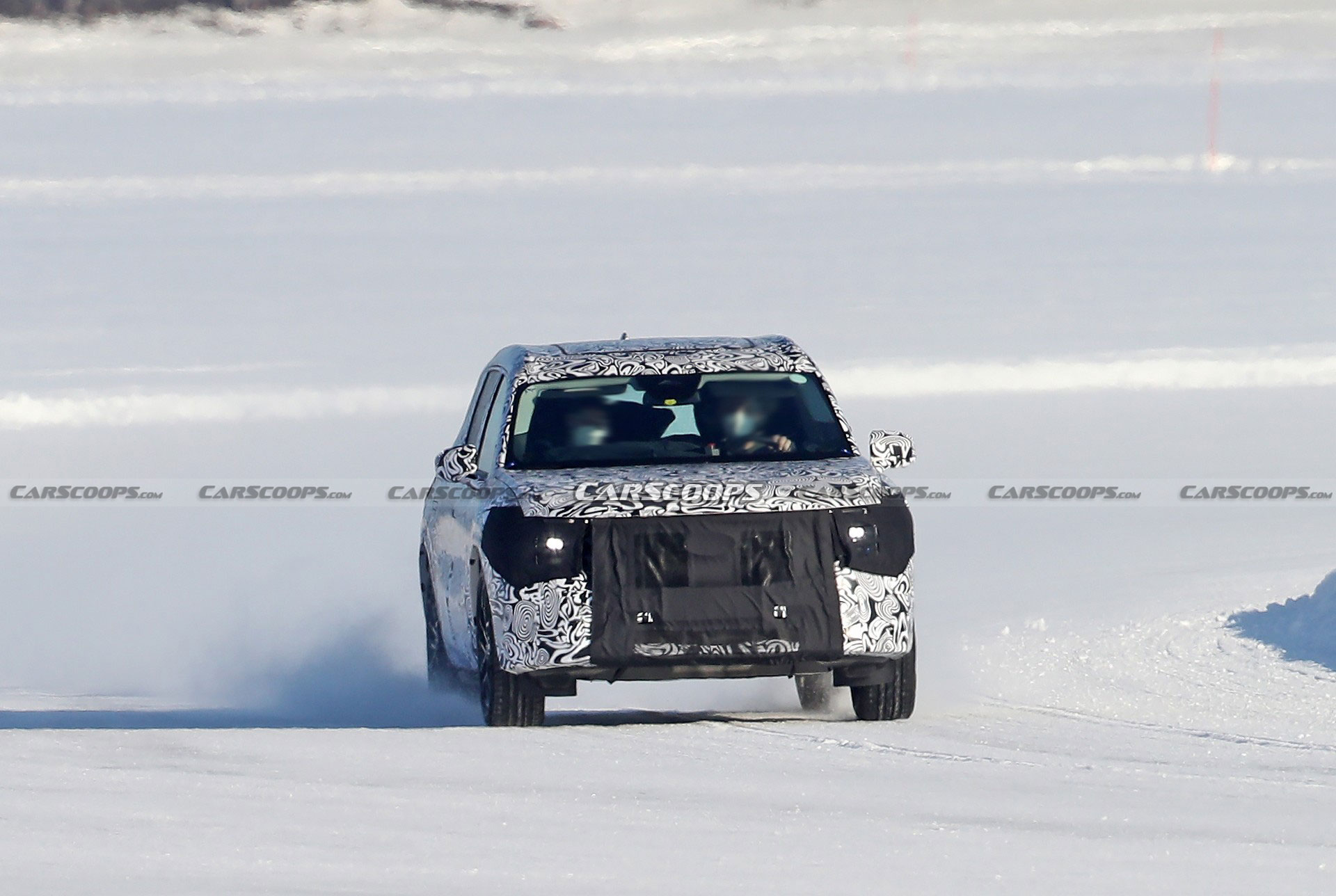 Ford’s Mysterious Crossover Continues Testing, Might Be The Fusion / Mondeo Active