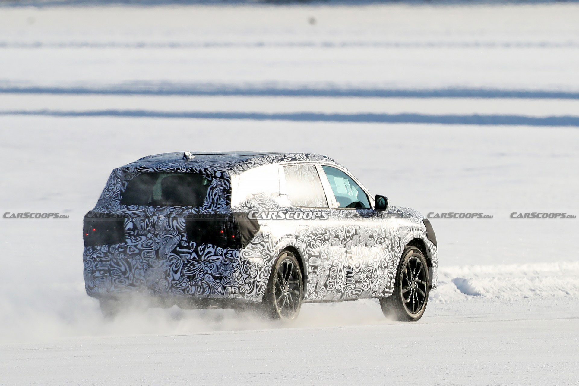 Ford’s Mysterious Crossover Continues Testing, Might Be The Fusion / Mondeo Active