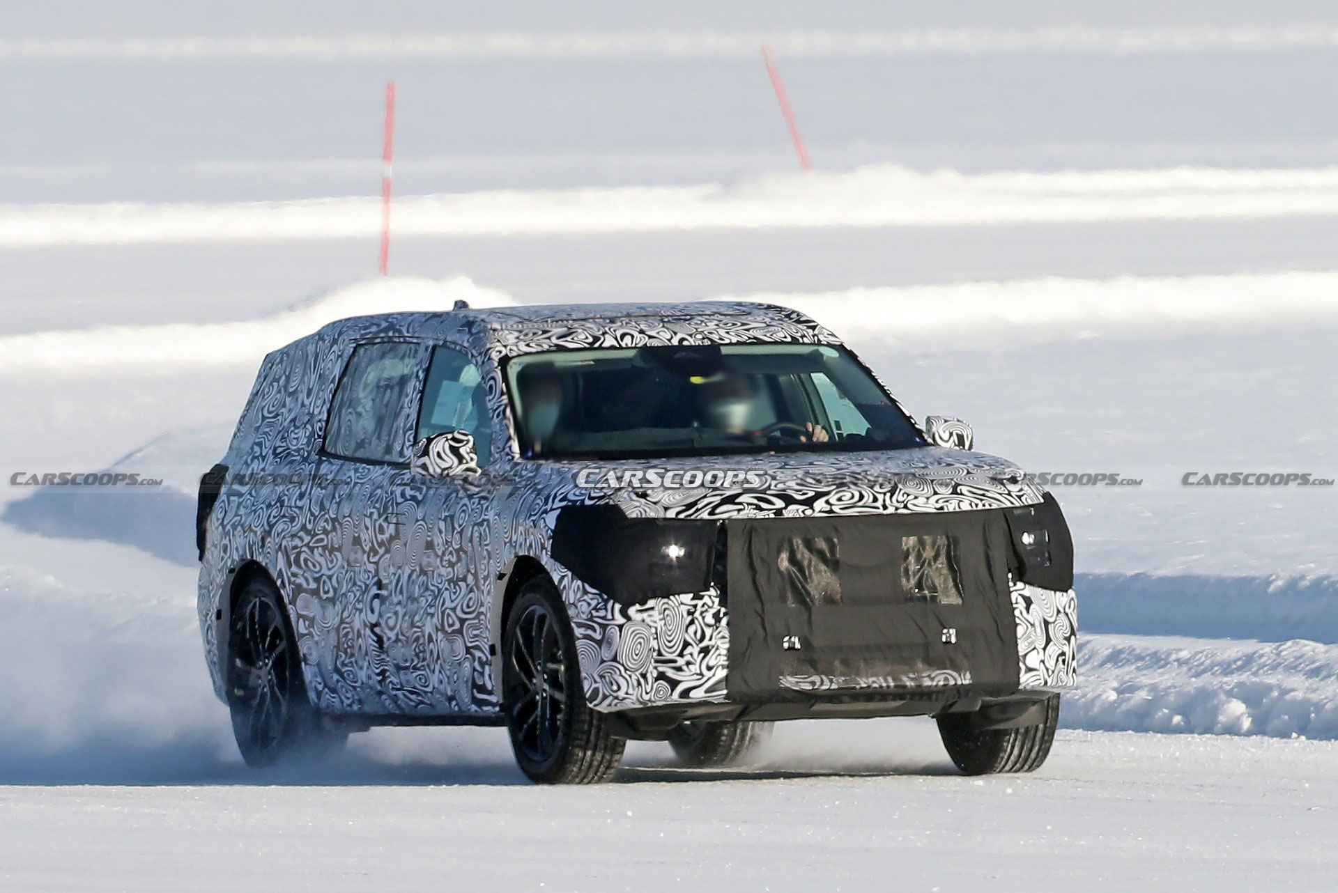Ford’s Mysterious Crossover Continues Testing, Might Be The Fusion / Mondeo Active