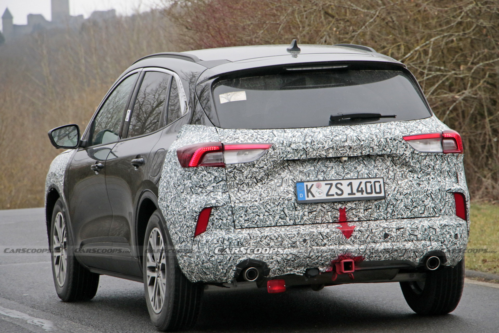 2023 Ford Kuga / Escape Facelift Spied Alongside The Current Model