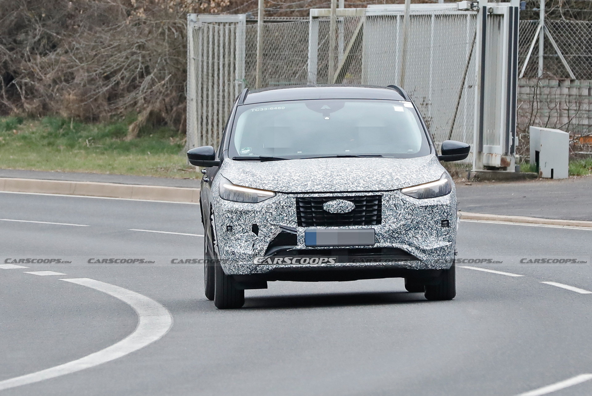 2023 Ford Kuga / Escape Facelift Spied Alongside The Current Model