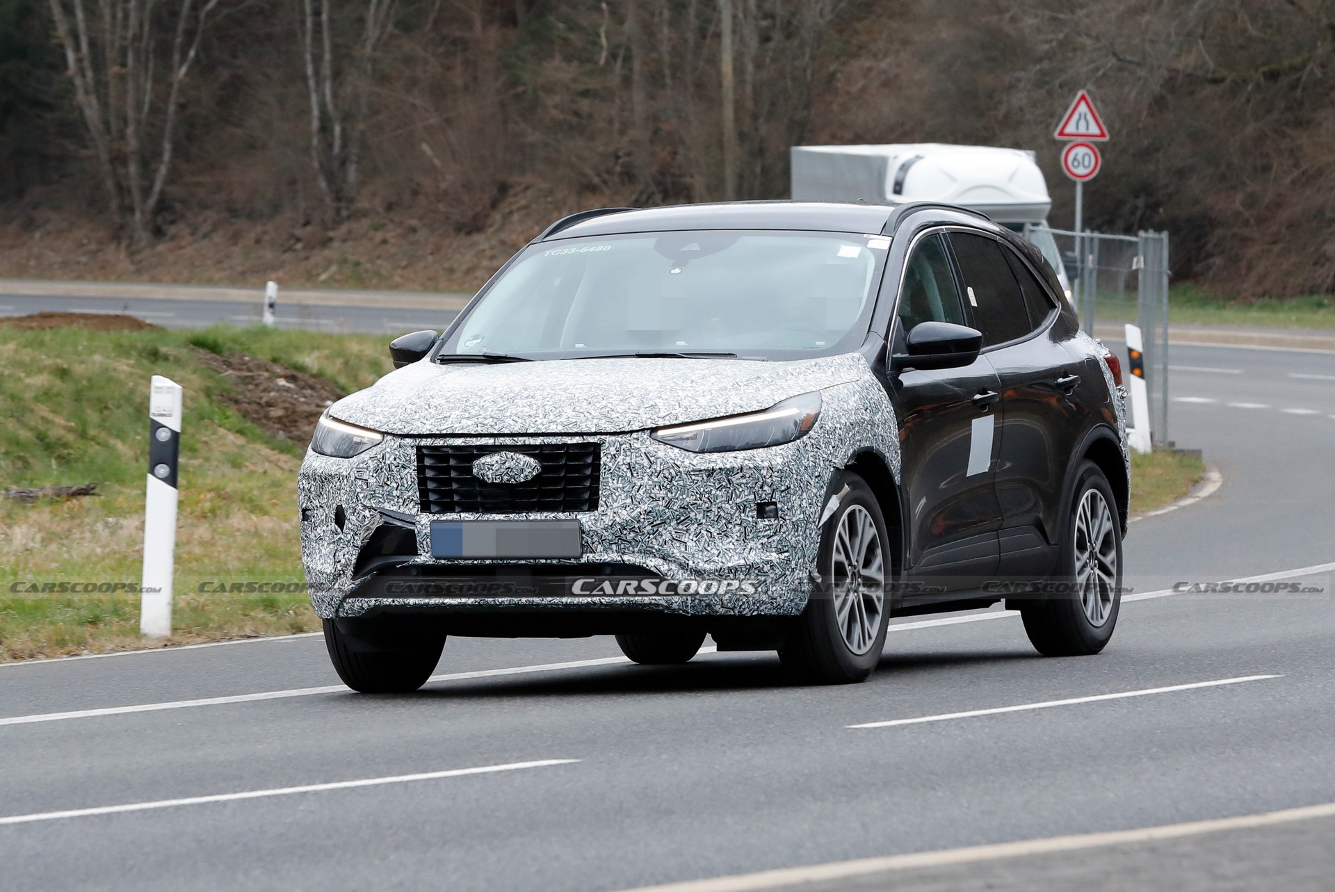 2023 Ford Kuga / Escape Facelift Spied Alongside The Current Model
