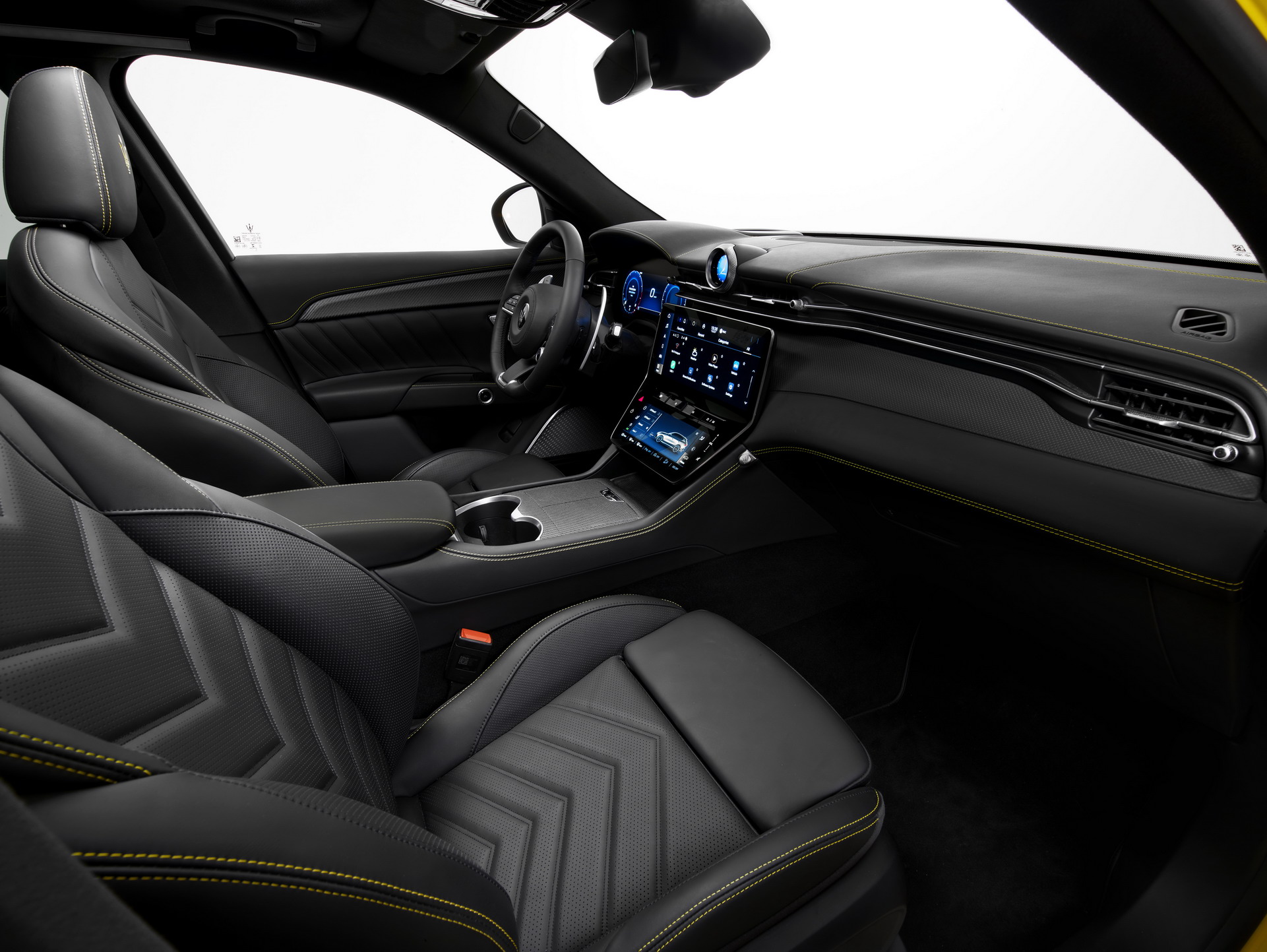 [Image: 2023-Maserati-Grecale-Folgore-EV-12-Copy.jpg]