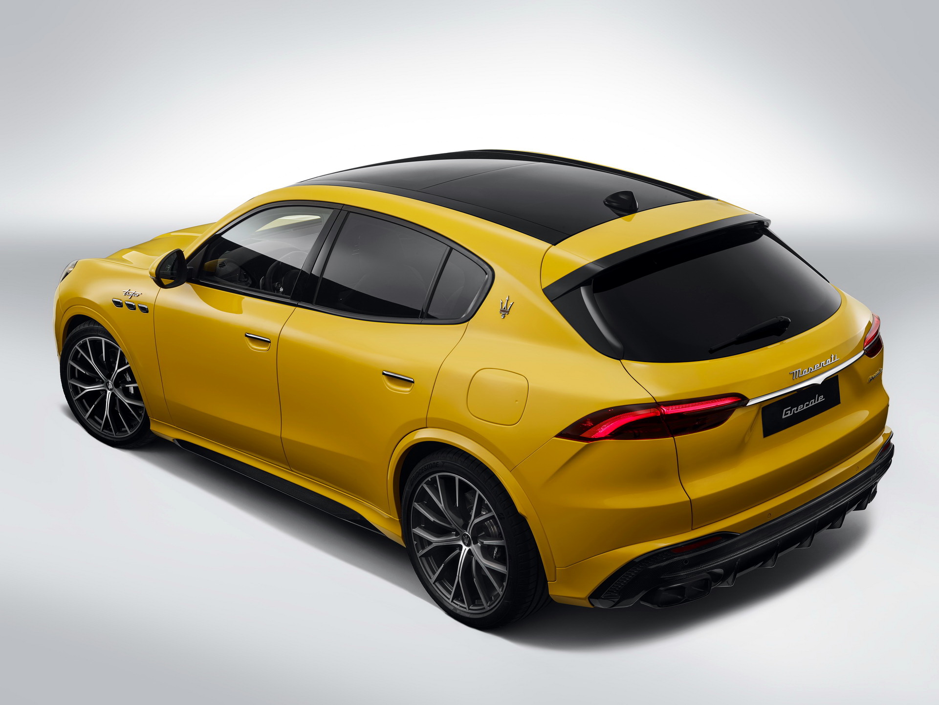 [Image: 2023-Maserati-Grecale-Trofeo-25-Copy.jpg]