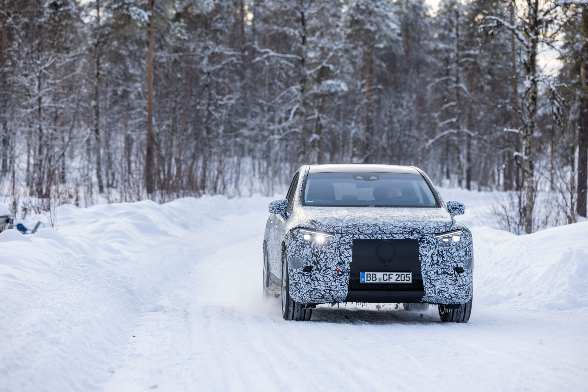 2023 Mercedes EQS SUV Uses Face-Detect Camera Tech To Let Passengers Watch TV, But Not Driver
