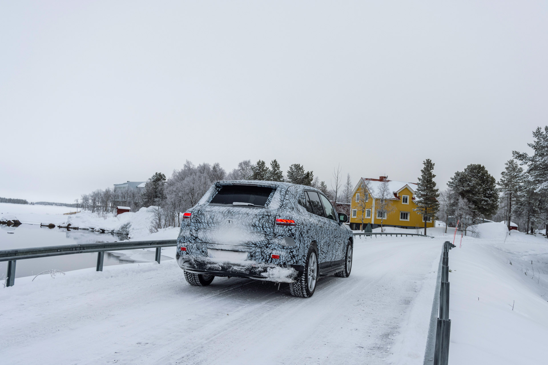 2023 Mercedes EQS SUV Uses Face-Detect Camera Tech To Let Passengers Watch TV, But Not Driver