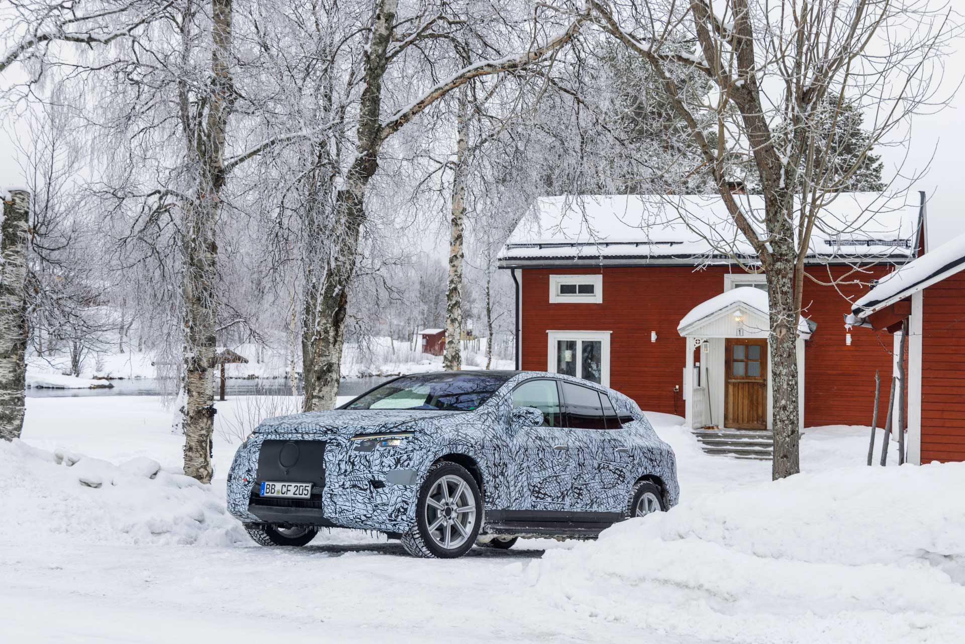 2023 Mercedes EQS SUV Uses Face-Detect Camera Tech To Let Passengers Watch TV, But Not Driver