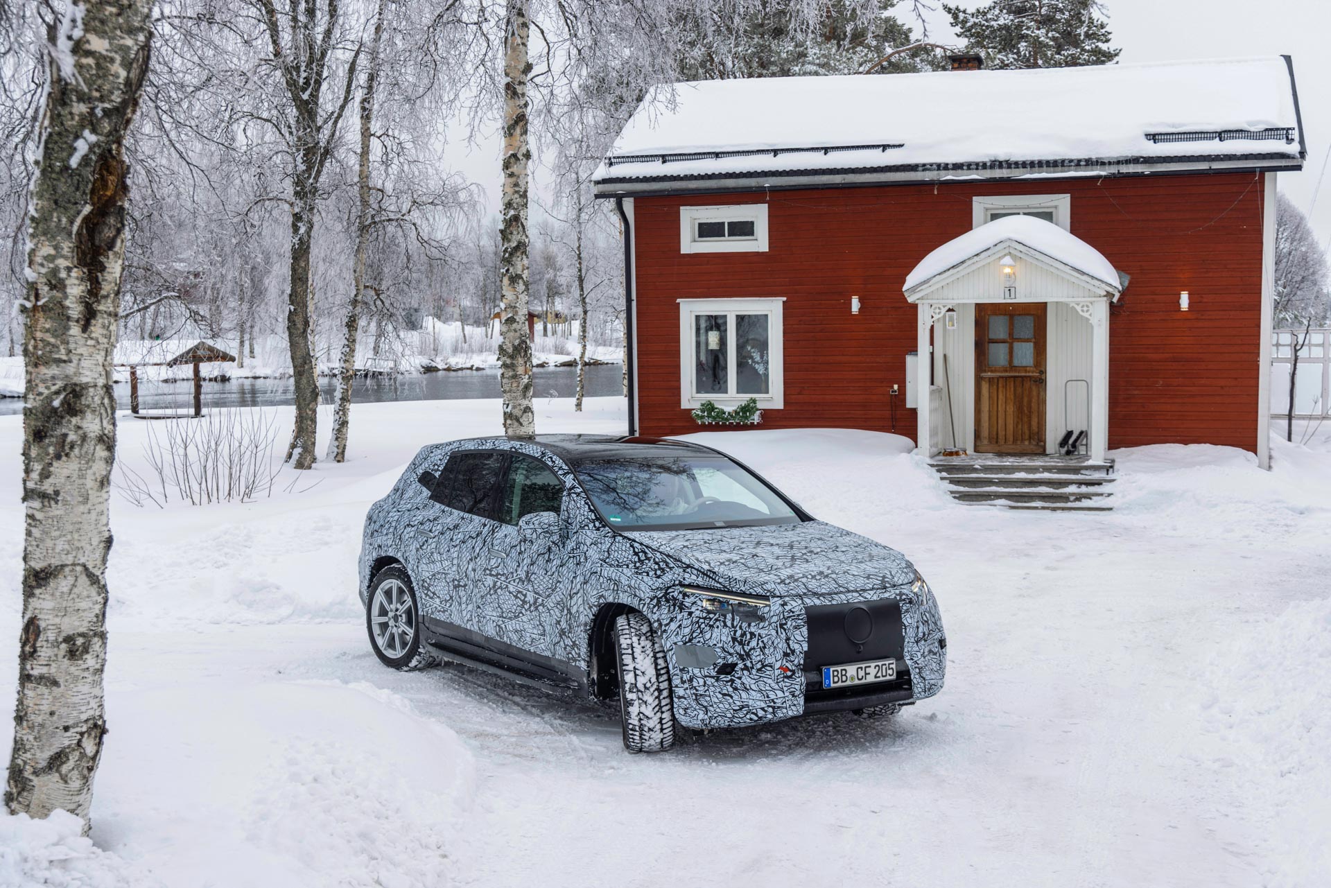 2023 Mercedes EQS SUV Uses Face-Detect Camera Tech To Let Passengers Watch TV, But Not Driver
