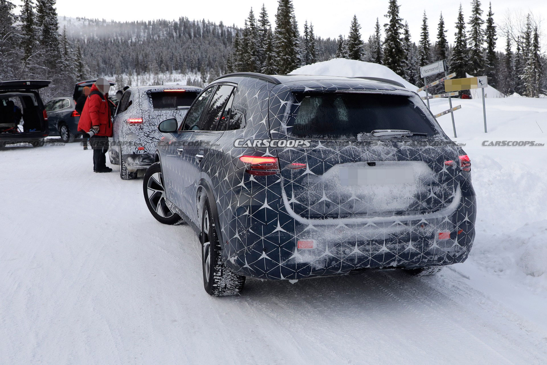 2023 Mercedes GLC Drops Camo And Adopts Starry Wrap Ahead Of Its Upcoming Debut