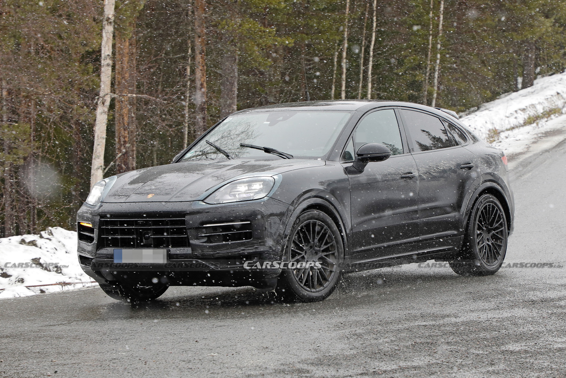 2023 Porsche Cayenne And Cayenne Coupe: Latest Spy Shots Reveal Taycan-Inspired Refresh