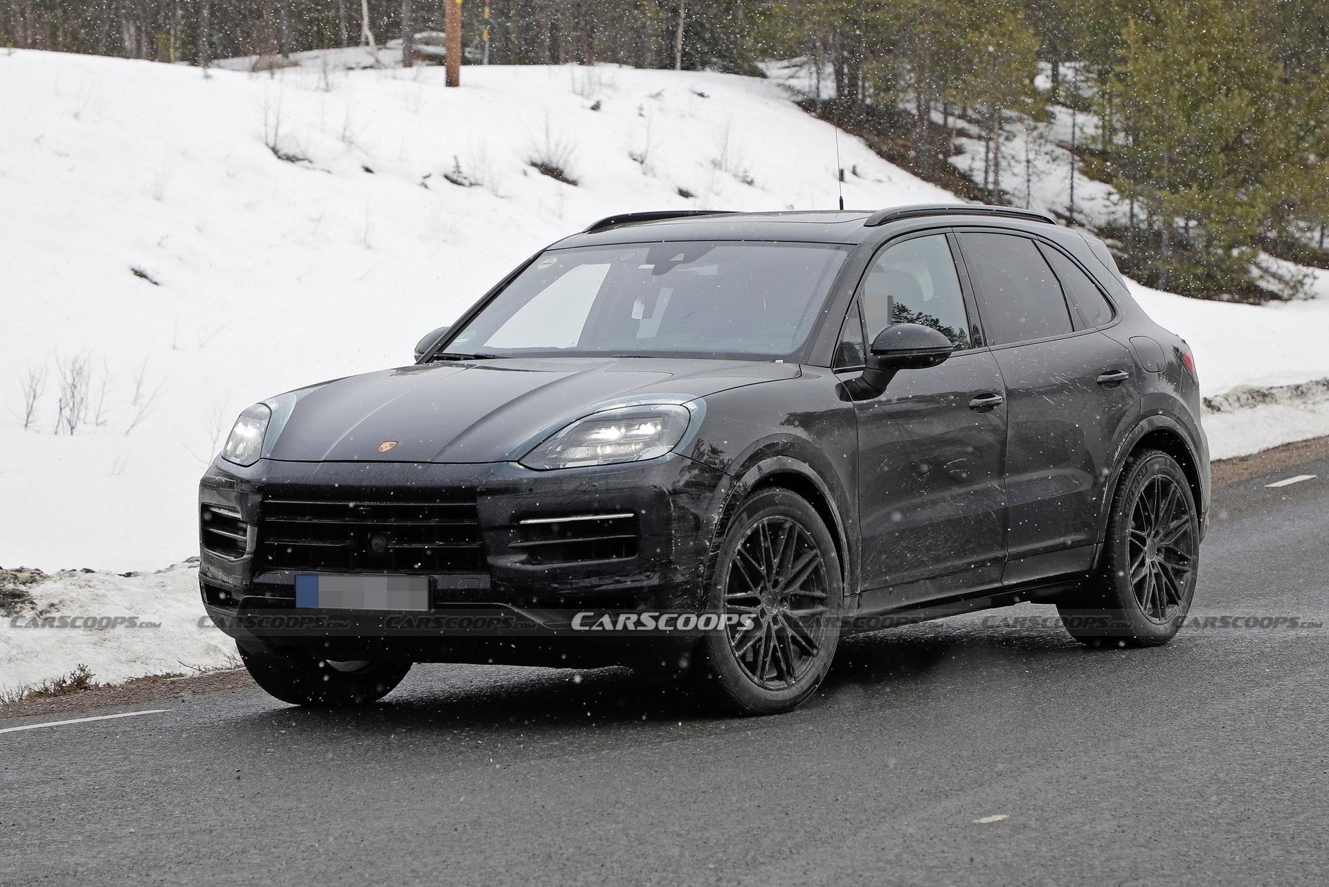 2023 Porsche Cayenne And Cayenne Coupe: Latest Spy Shots Reveal Taycan-Inspired Refresh