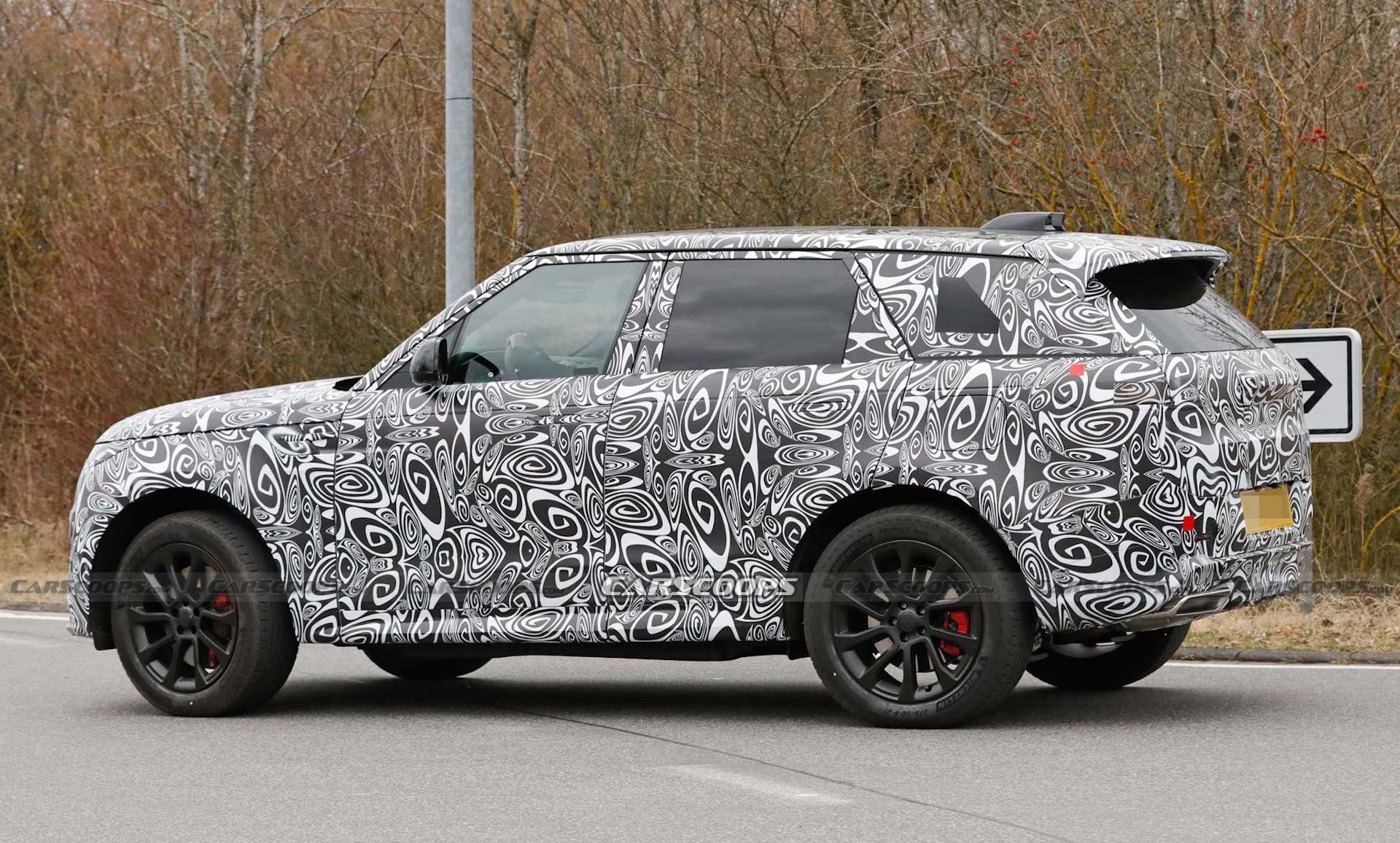 2023 Range Rover Sport PHEV Caught Testing Its Mettle In Porsche’s Back Yard