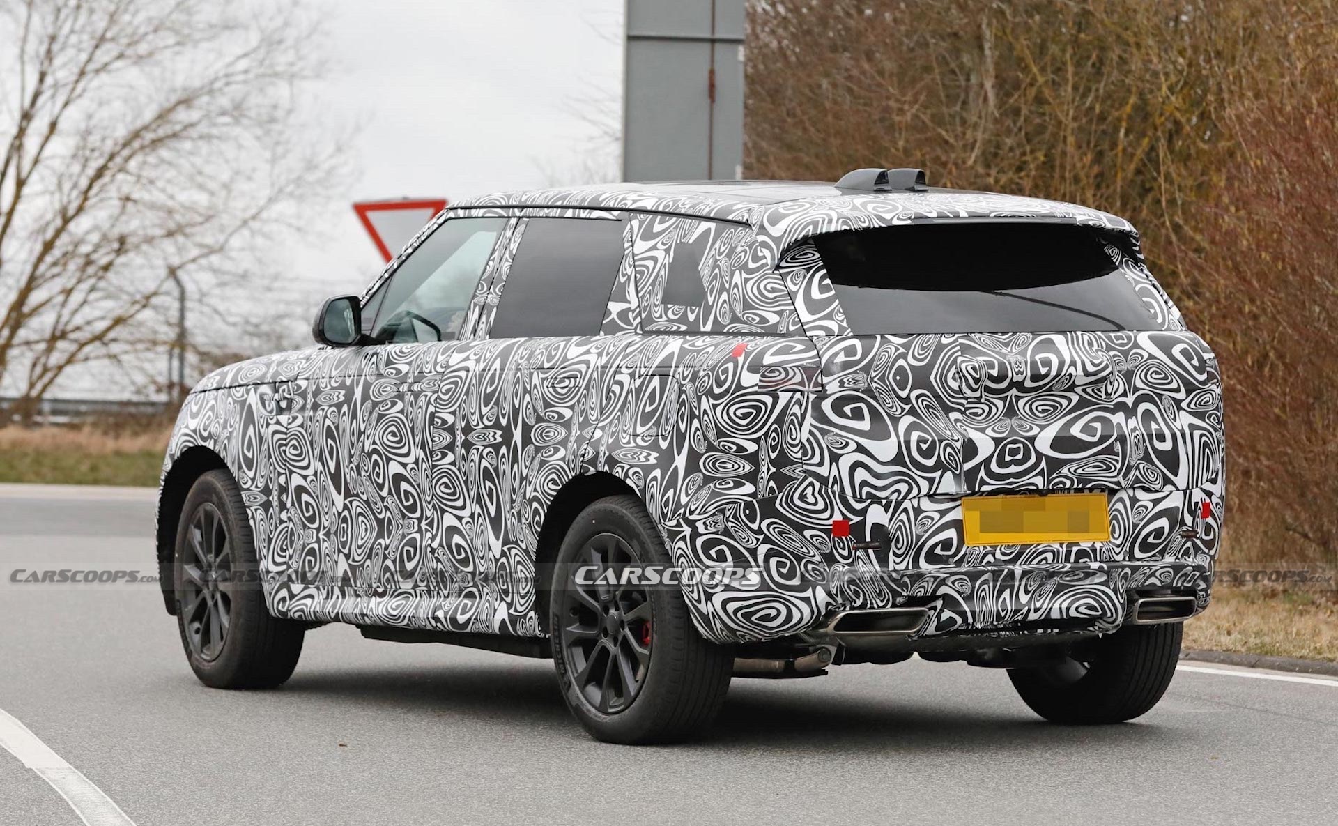 2023 Range Rover Sport PHEV Caught Testing Its Mettle In Porsche’s Back Yard