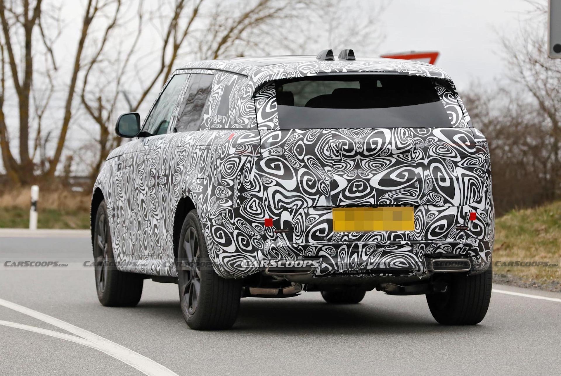 2023 Range Rover Sport PHEV Caught Testing Its Mettle In Porsche’s Back Yard