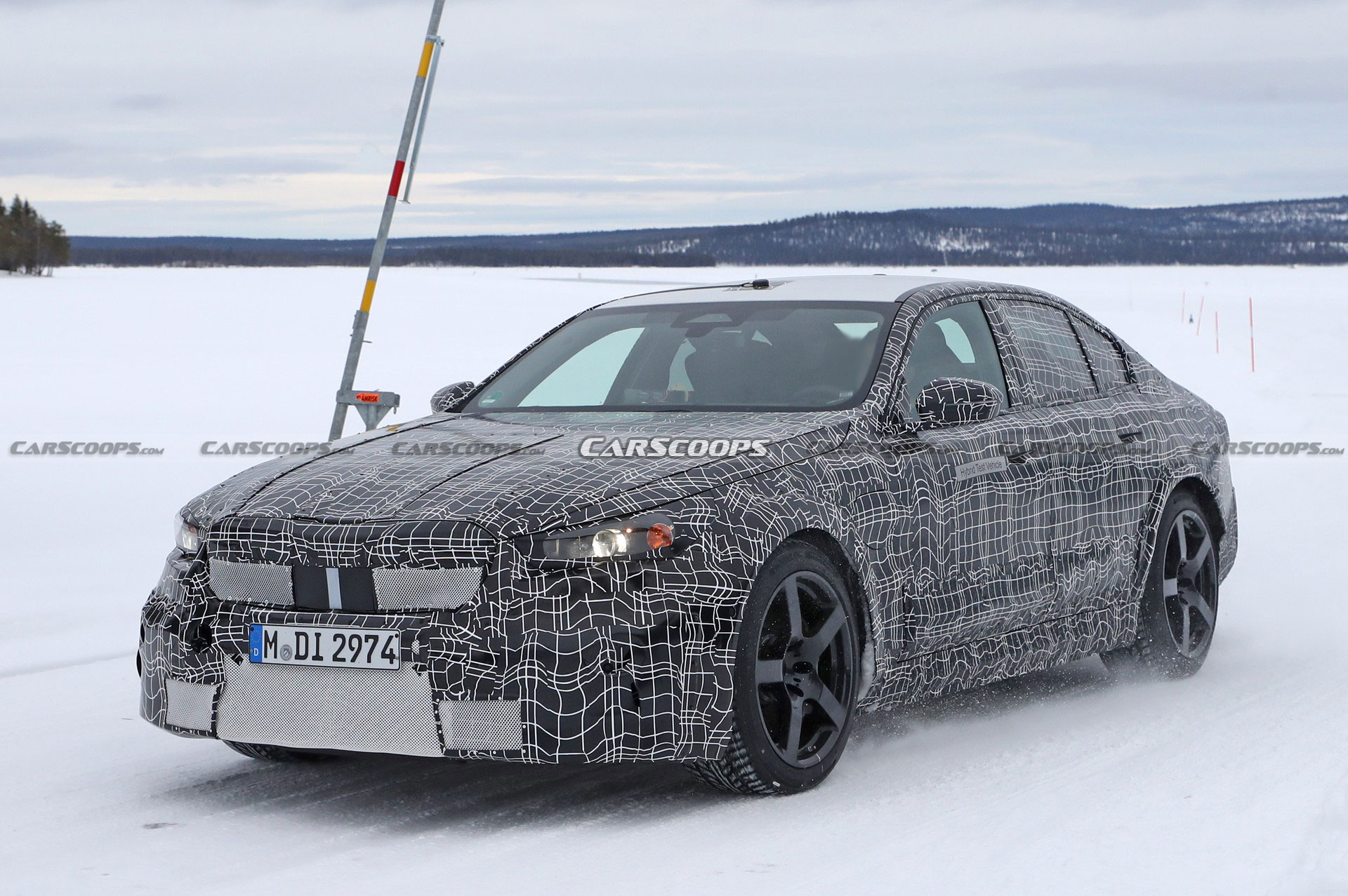 2024 BMW M5 Will Embrace Electrification, Prototype Spotted Wearing Hybrid Badges