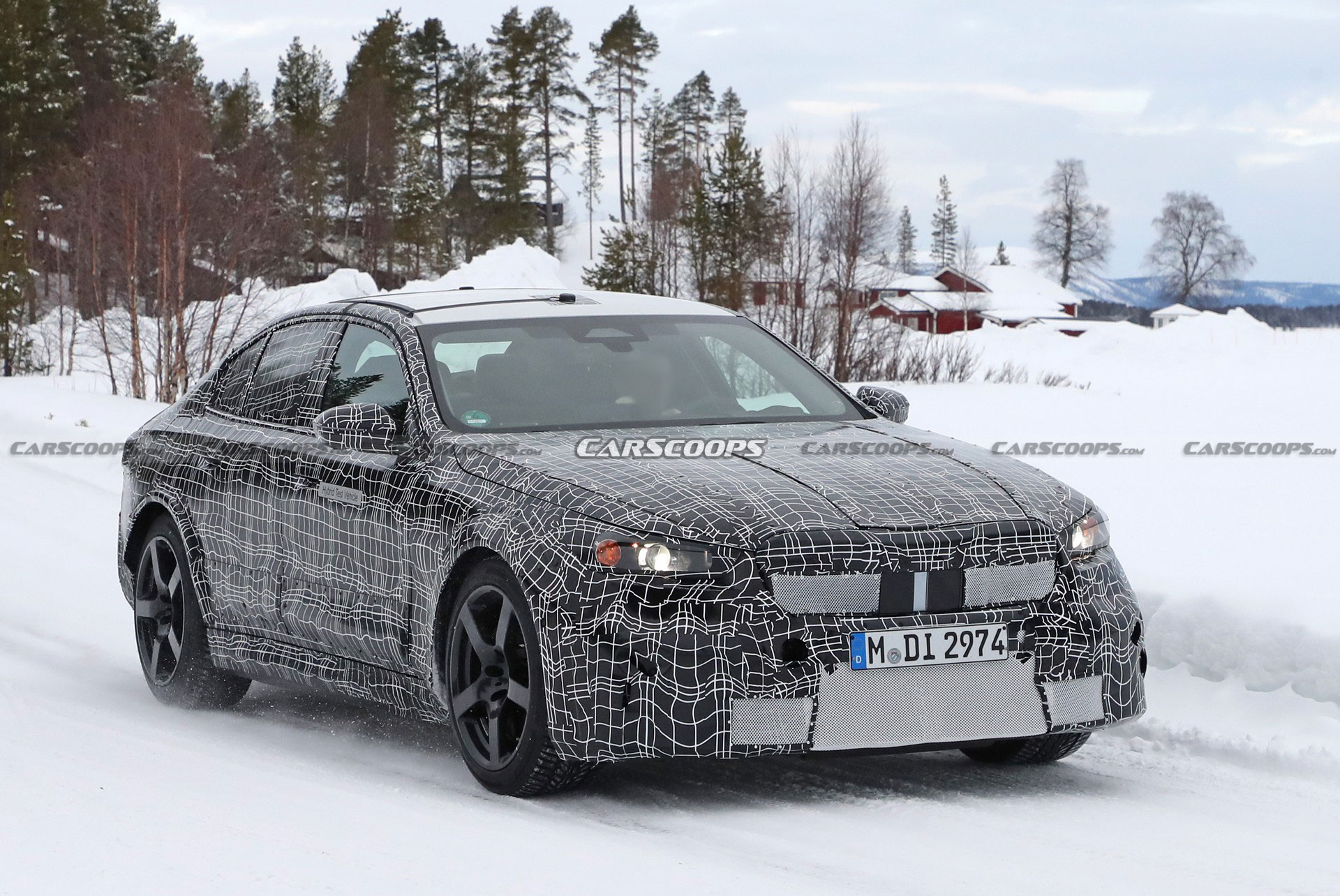 2024 BMW M5 Will Embrace Electrification, Prototype Spotted Wearing Hybrid Badges