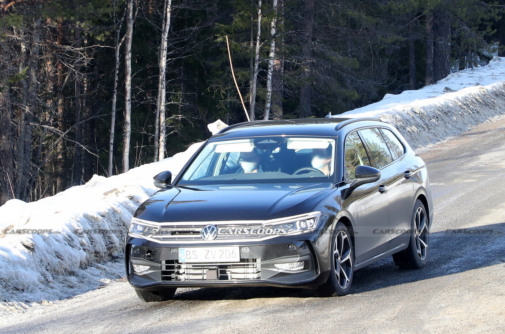 Europe’s 2023 VW Passat Variant Spied For The First Time In Its Production Body