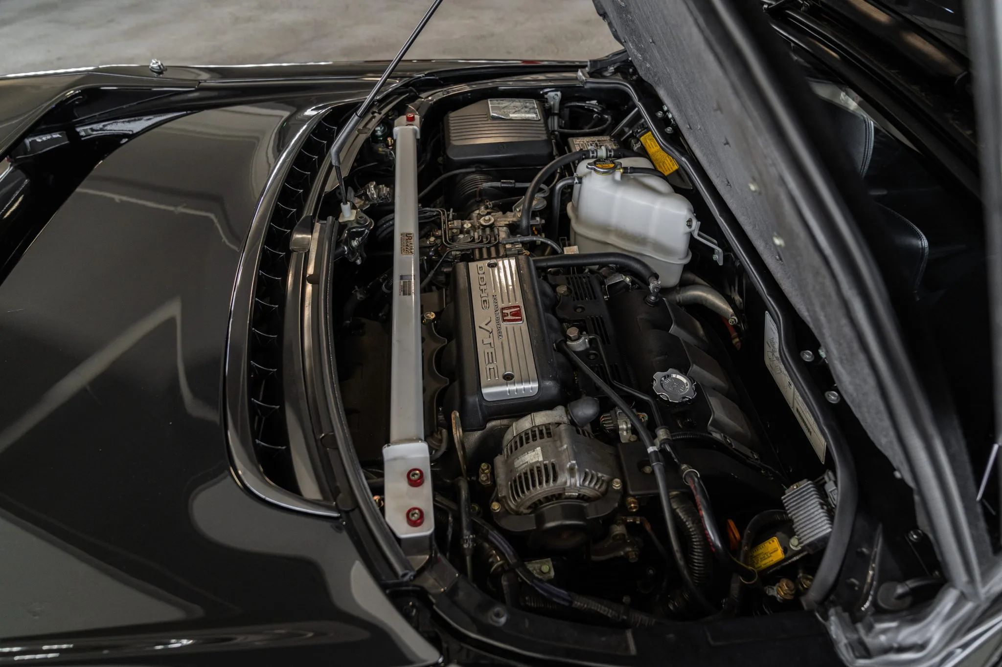 Tell Me That This Sexy Black 1991 Acura NSX Won’t Make You Forget About Electrification