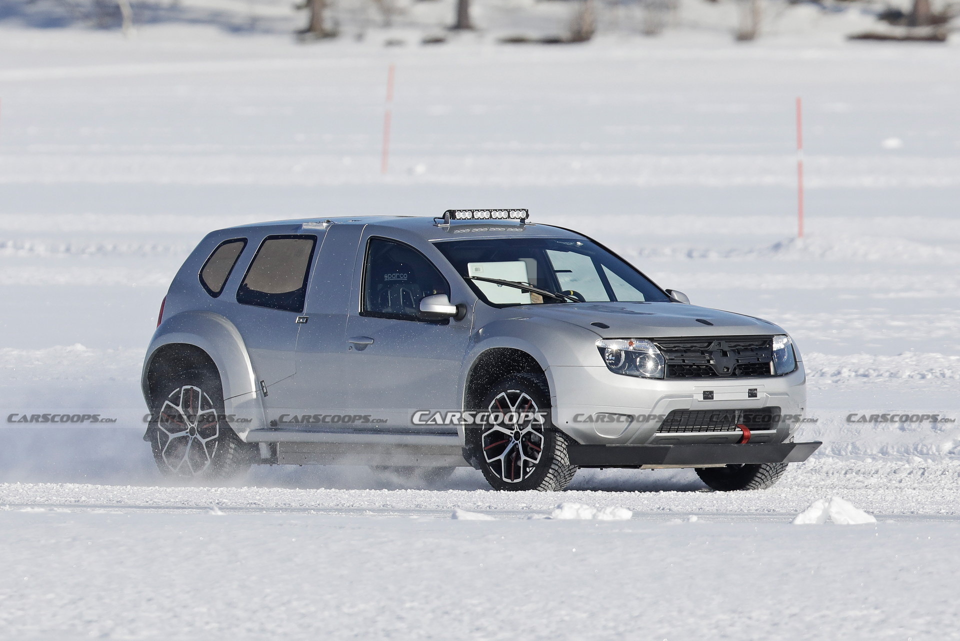 Alpine’s 2025 Electric SUV Mule Spied With Dacia Duster Body, Megane RS Trophy Wheels