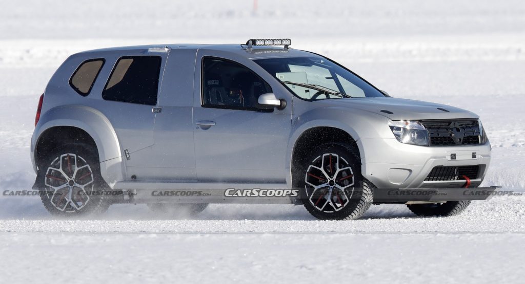  Alpine’s 2025 Electric SUV Mule Spied With Dacia Duster Body, Megane RS Trophy Wheels