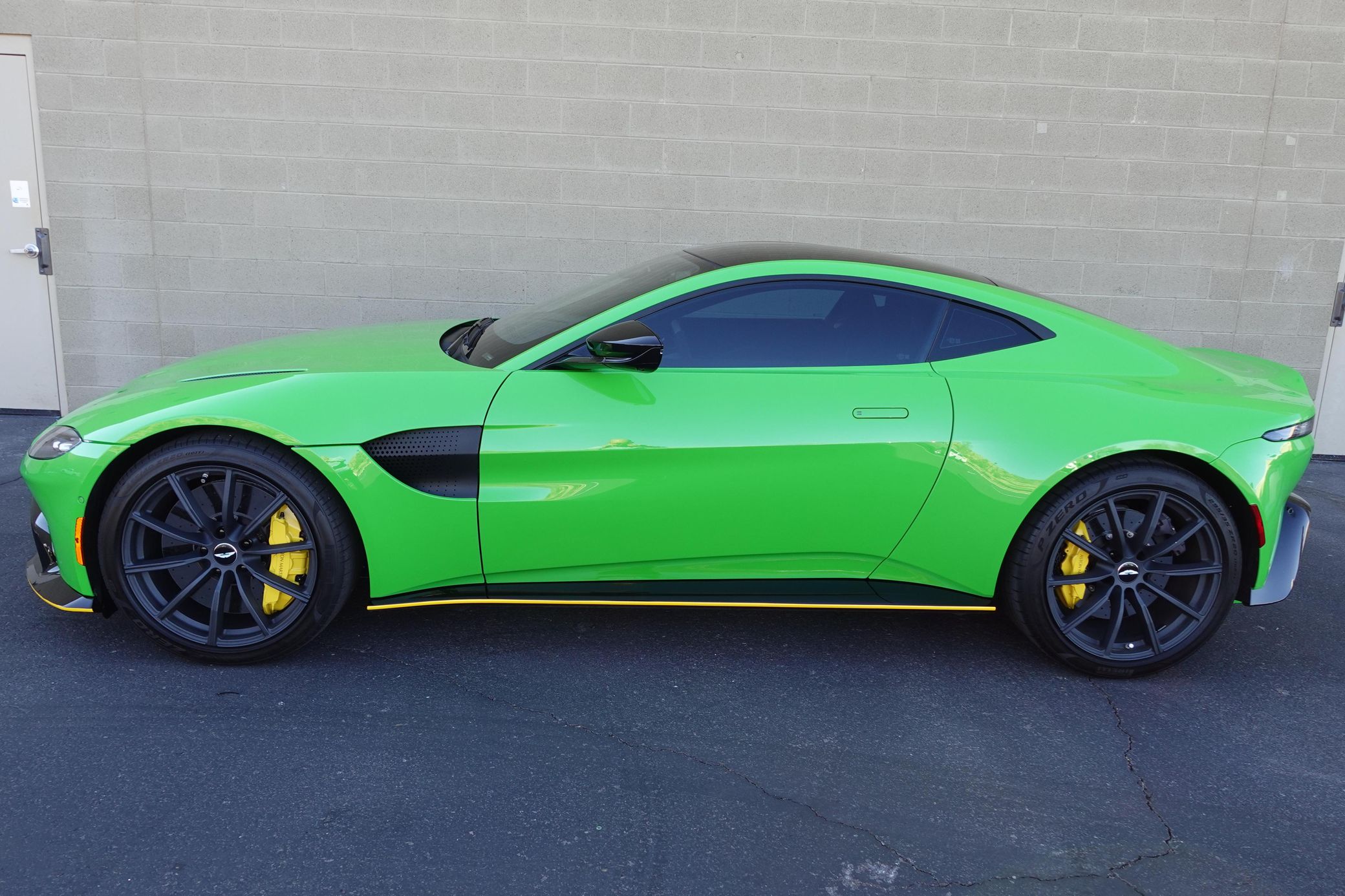 This Kermit Green Aston Martin Vantage Might Be The Best Way To Make A Splash