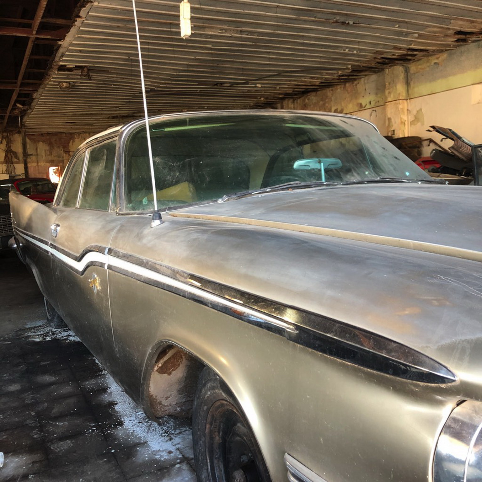 A Gearhead’s Massive Collection Of Over 130 Classic And Muscle Cars Are Being Sold At No Reserve