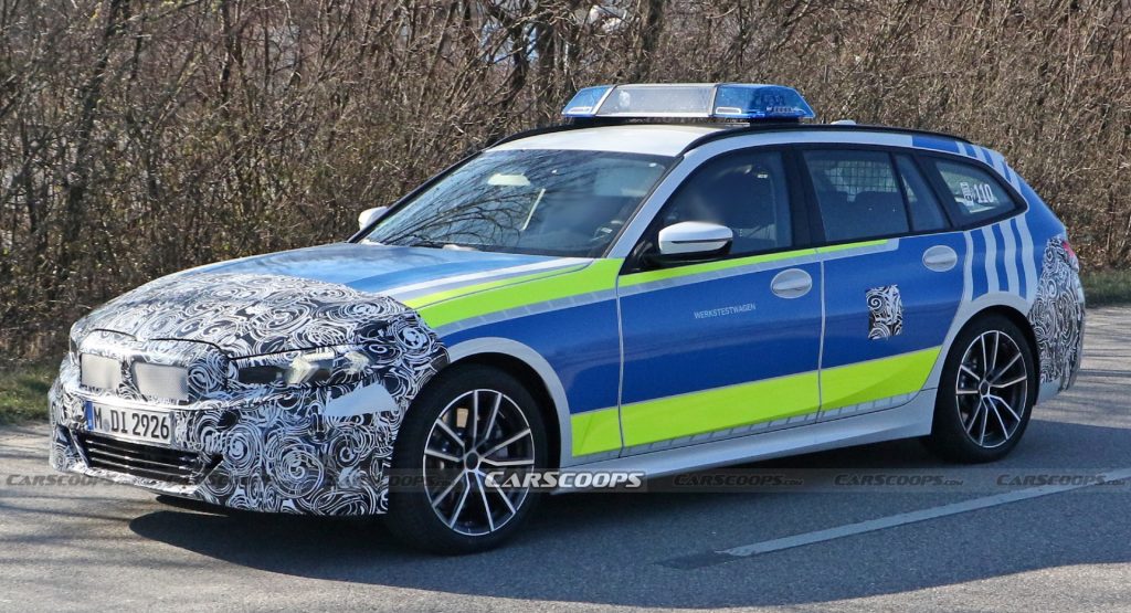  Facelifted BMW 3-Series Touring Spied Testing For The Police