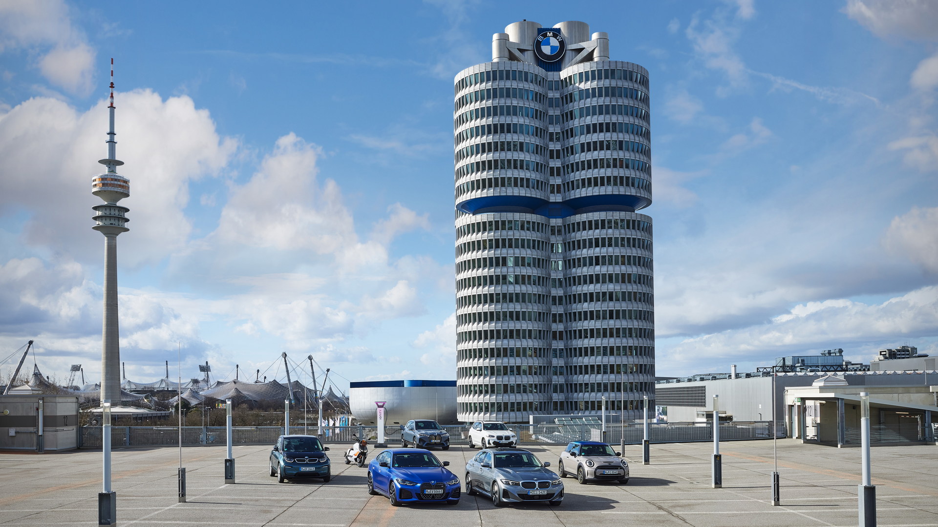 BMW i3 eDrive35L Is A Fully Electric Long-Wheelbase 3-Series For China