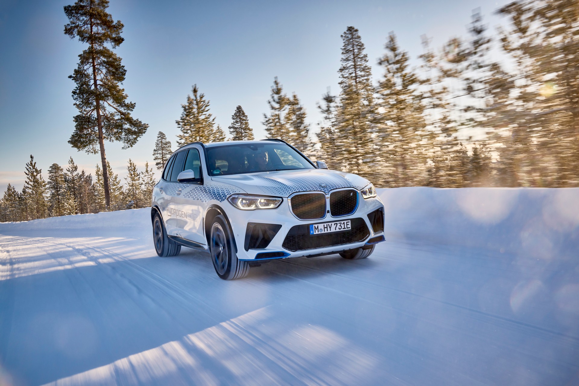 Hy-5s All Around At Munich As BMW Begins iX5 Hydrogen Production