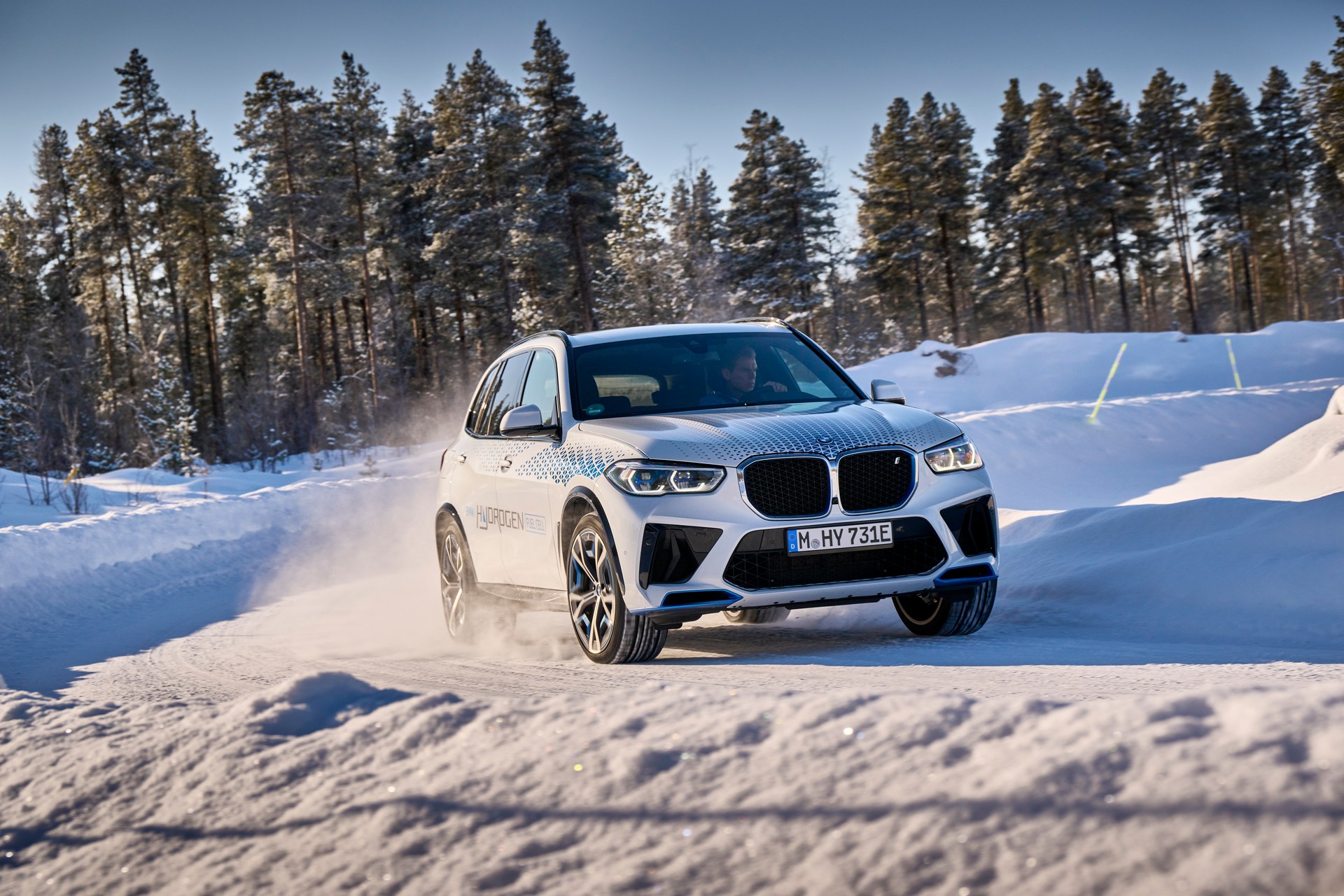 Hy-5s All Around At Munich As BMW Begins iX5 Hydrogen Production