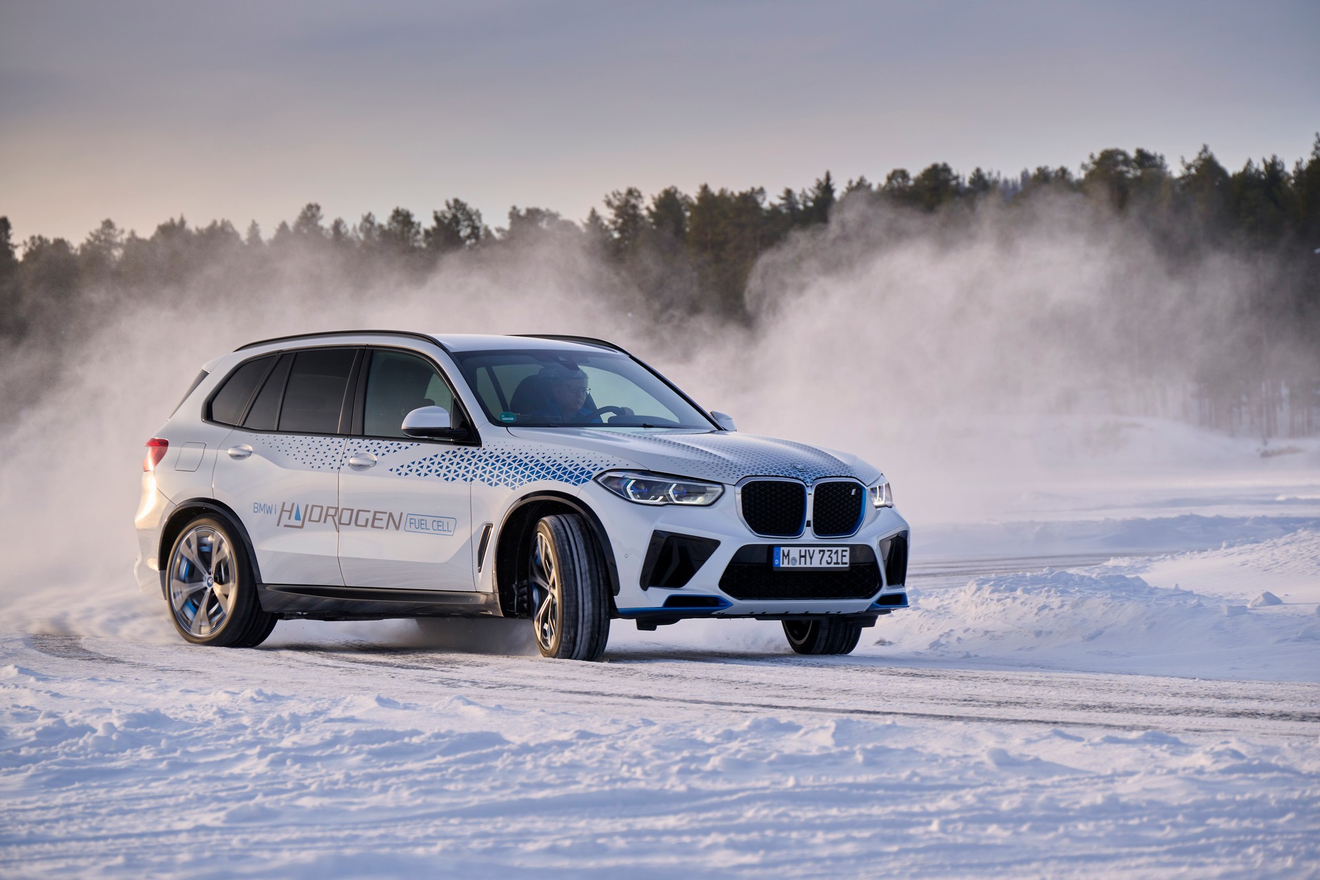 Hy-5s All Around At Munich As BMW Begins iX5 Hydrogen Production