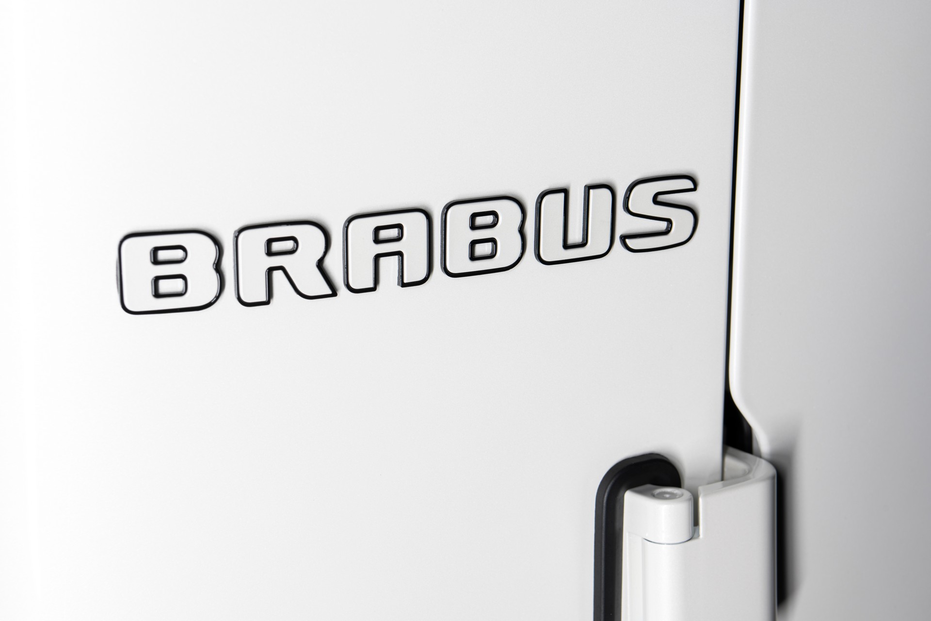 Brabus Creates Its Latest 800 XLP G-Class Adventure Dubbed ‘Superwhite’