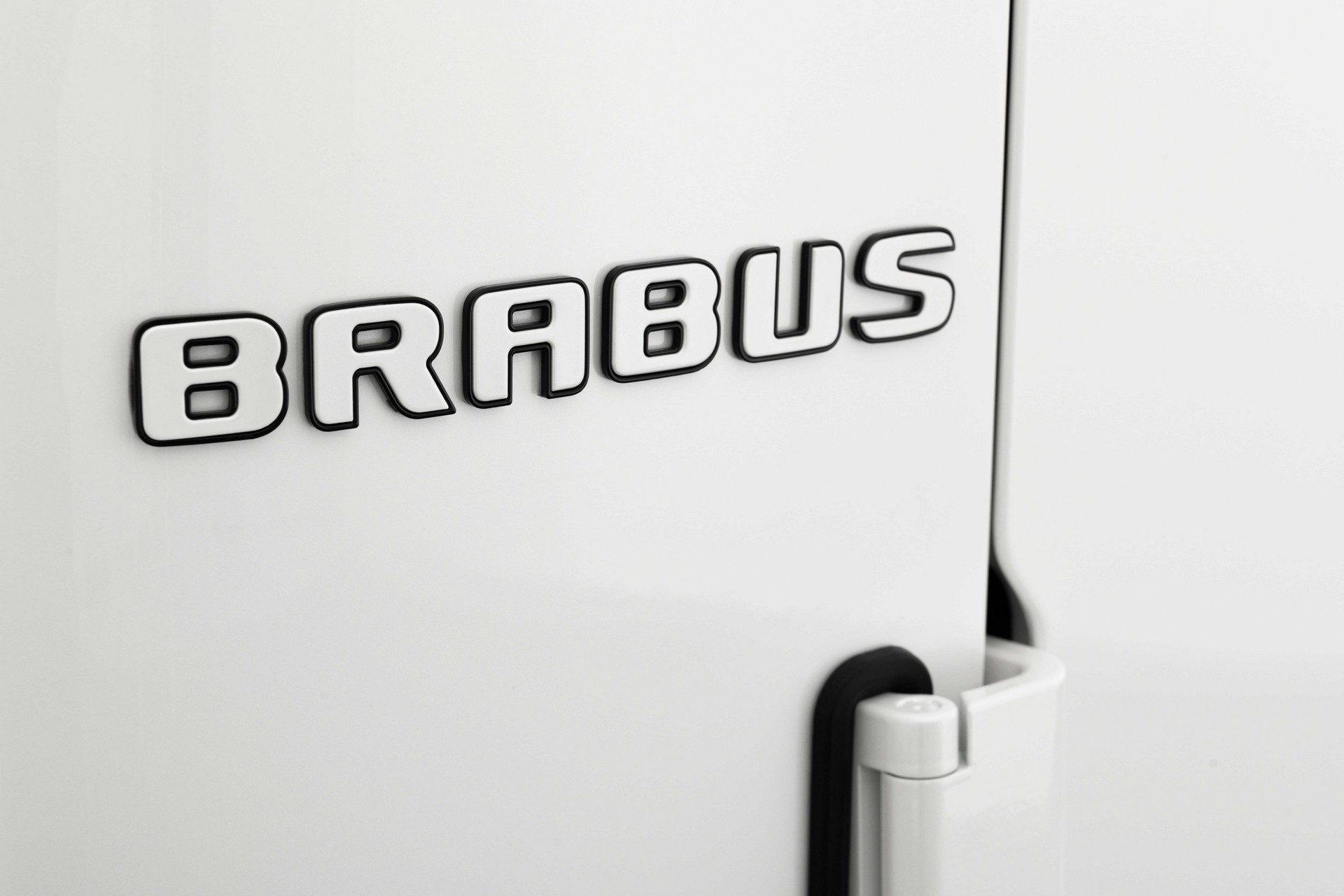 Brabus Creates Its Latest 800 XLP G-Class Adventure Dubbed ‘Superwhite’