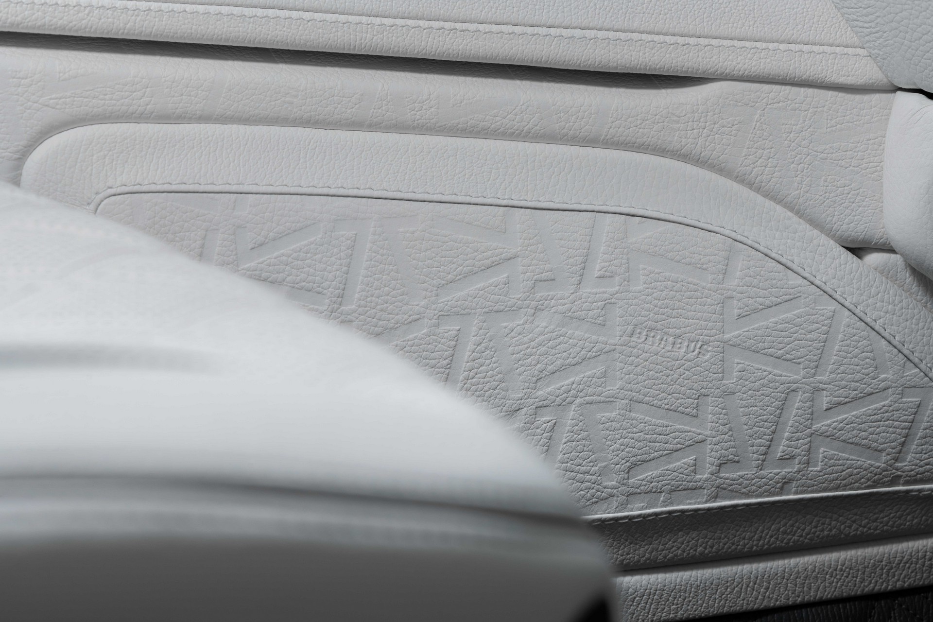 Brabus Creates Its Latest 800 XLP G-Class Adventure Dubbed ‘Superwhite’