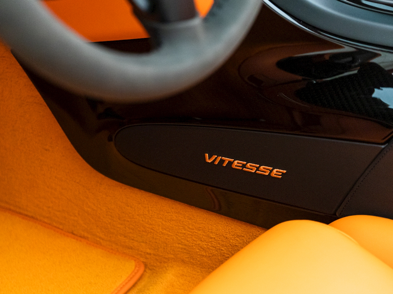 Bugatti Veyron Grand Sport Vitesse Looks Dapper In Dark Blue Carbon Fiber