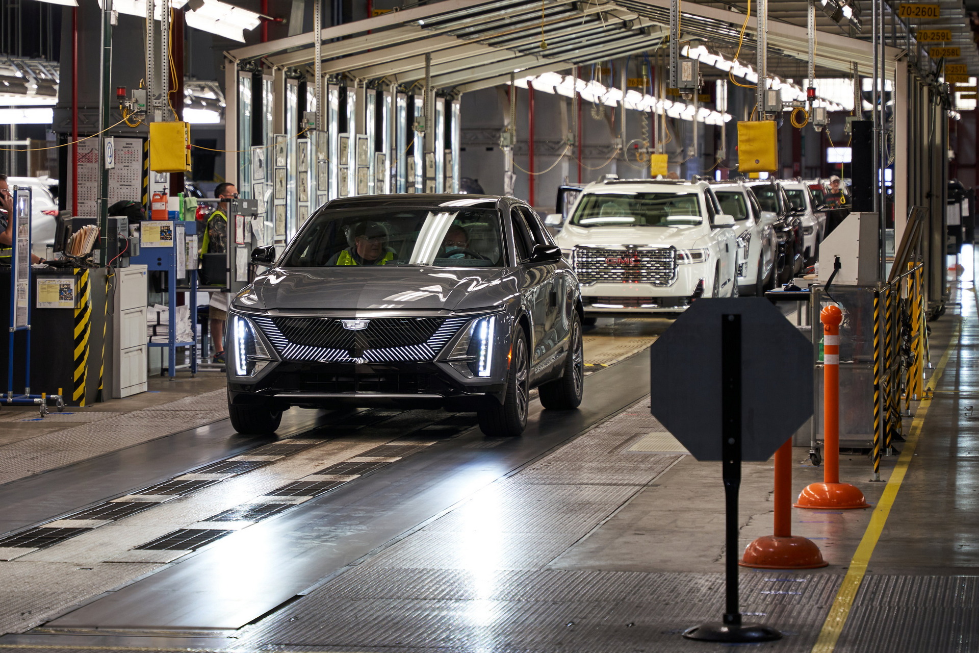 Cadillac Starts 2023 Lyriq EV Production In Tennessee Ahead Of Schedule