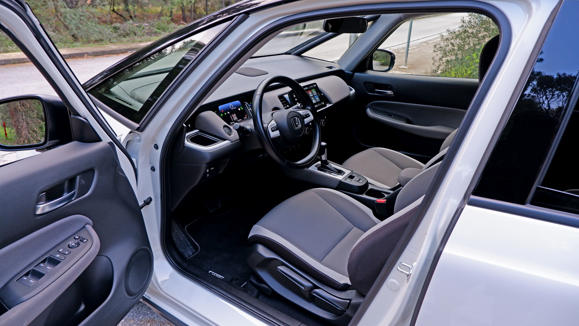 Driven: Honda Jazz Crosstar e:HEV Is A Supermini In Crossover MPV Clothing