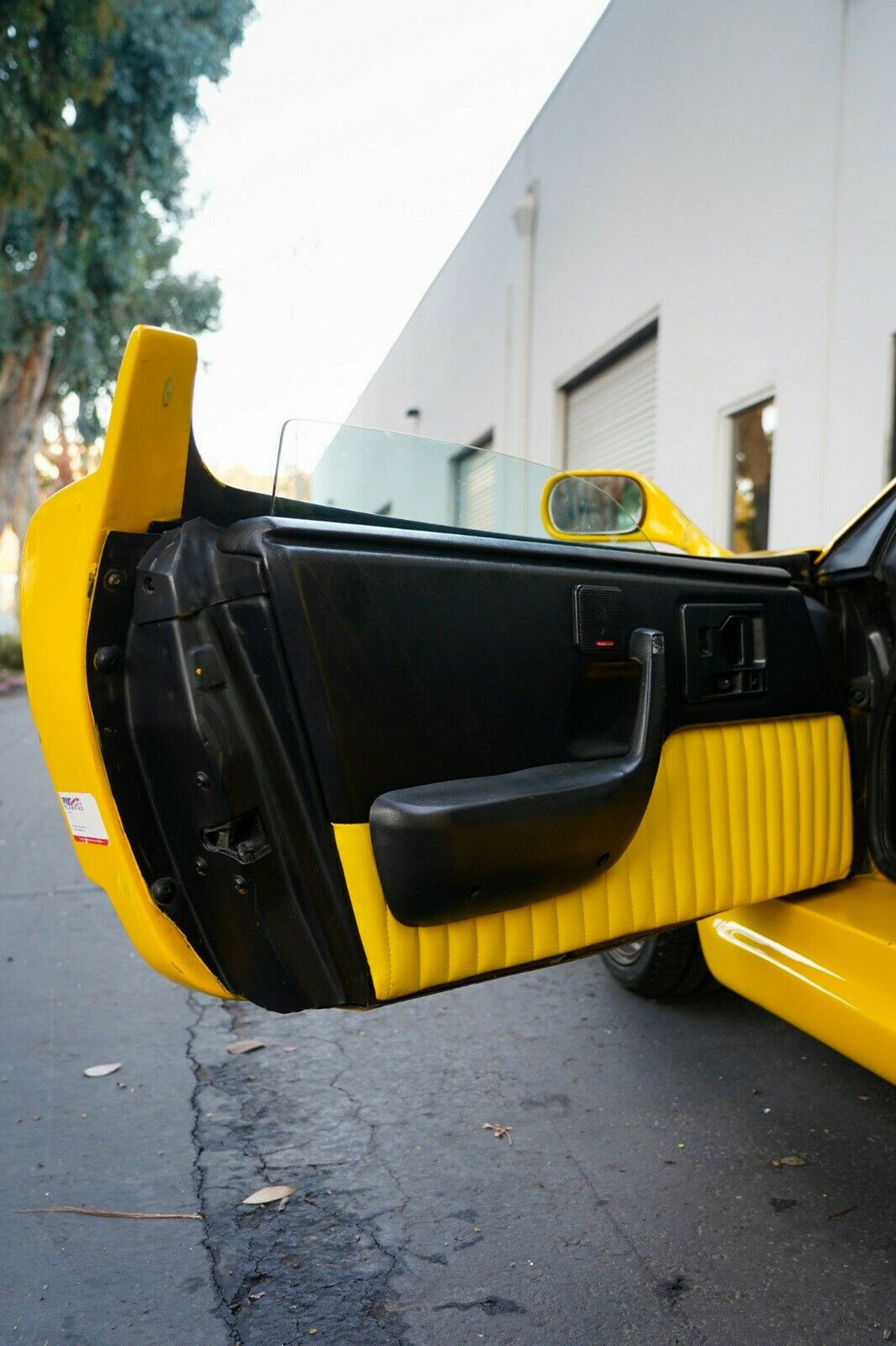 Fiero-Based Ferrari F50 Replica Looks Like A Life-Size Plastic Toy