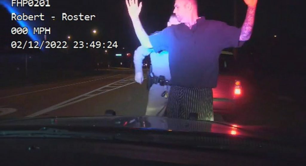  Here’s What Happens When You Tailgate Multiple Drivers In Front Of Law Enforcement