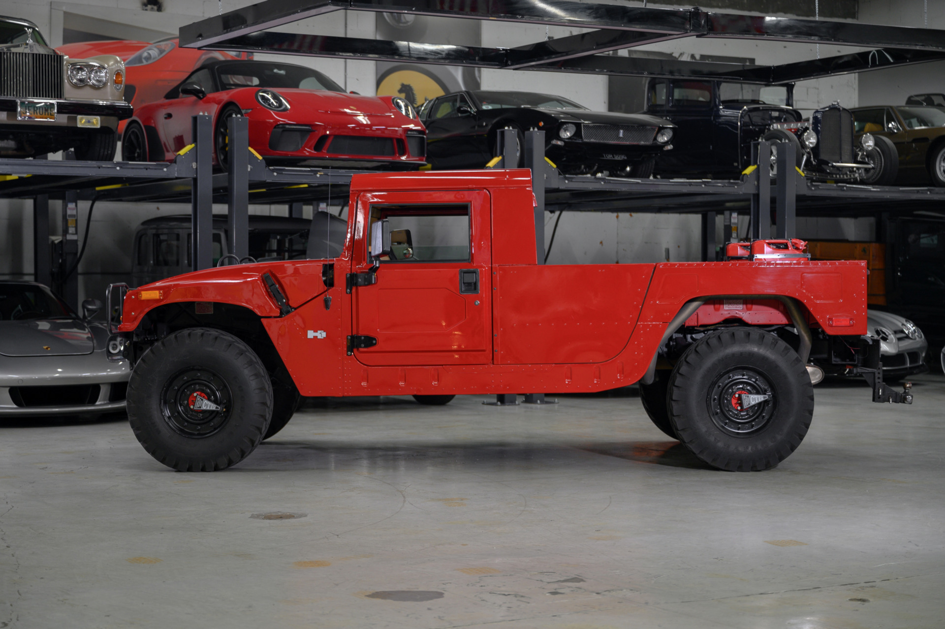 Rare 1995 Hummer H1 Truck Will Make You Forget About The Electric One