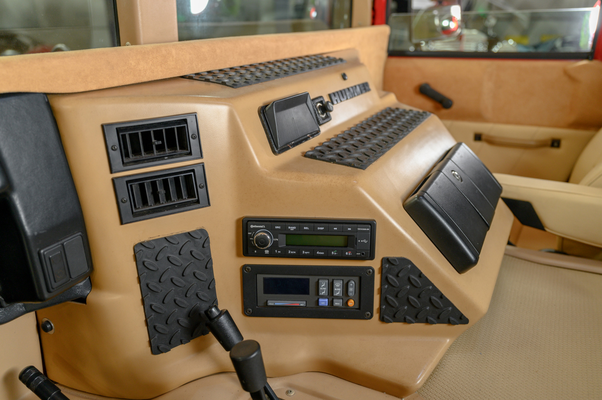 Rare 1995 Hummer H1 Truck Will Make You Forget About The Electric One