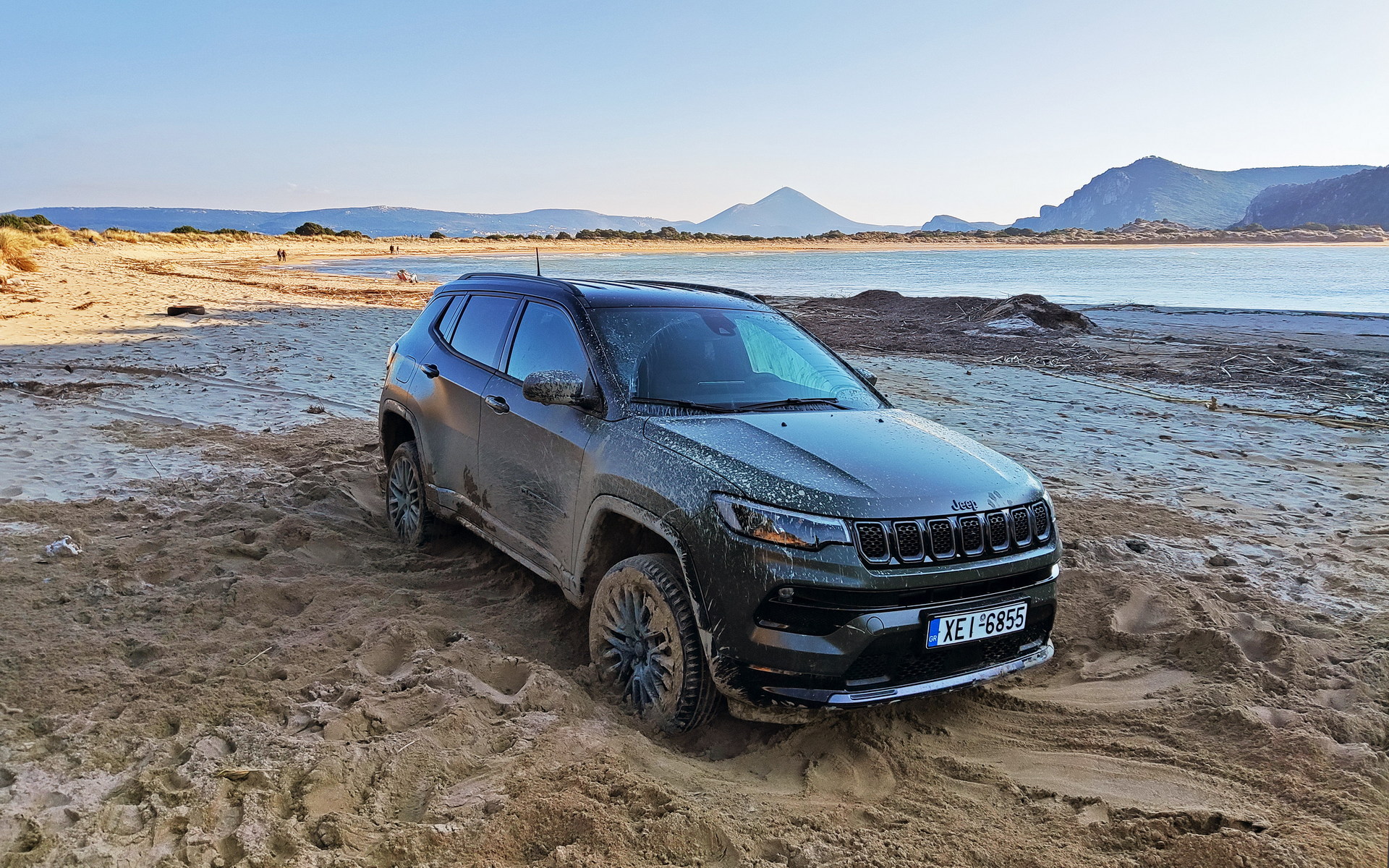 I Got Stuck With A 4WD Jeep In The Sand And It Was All My Fault