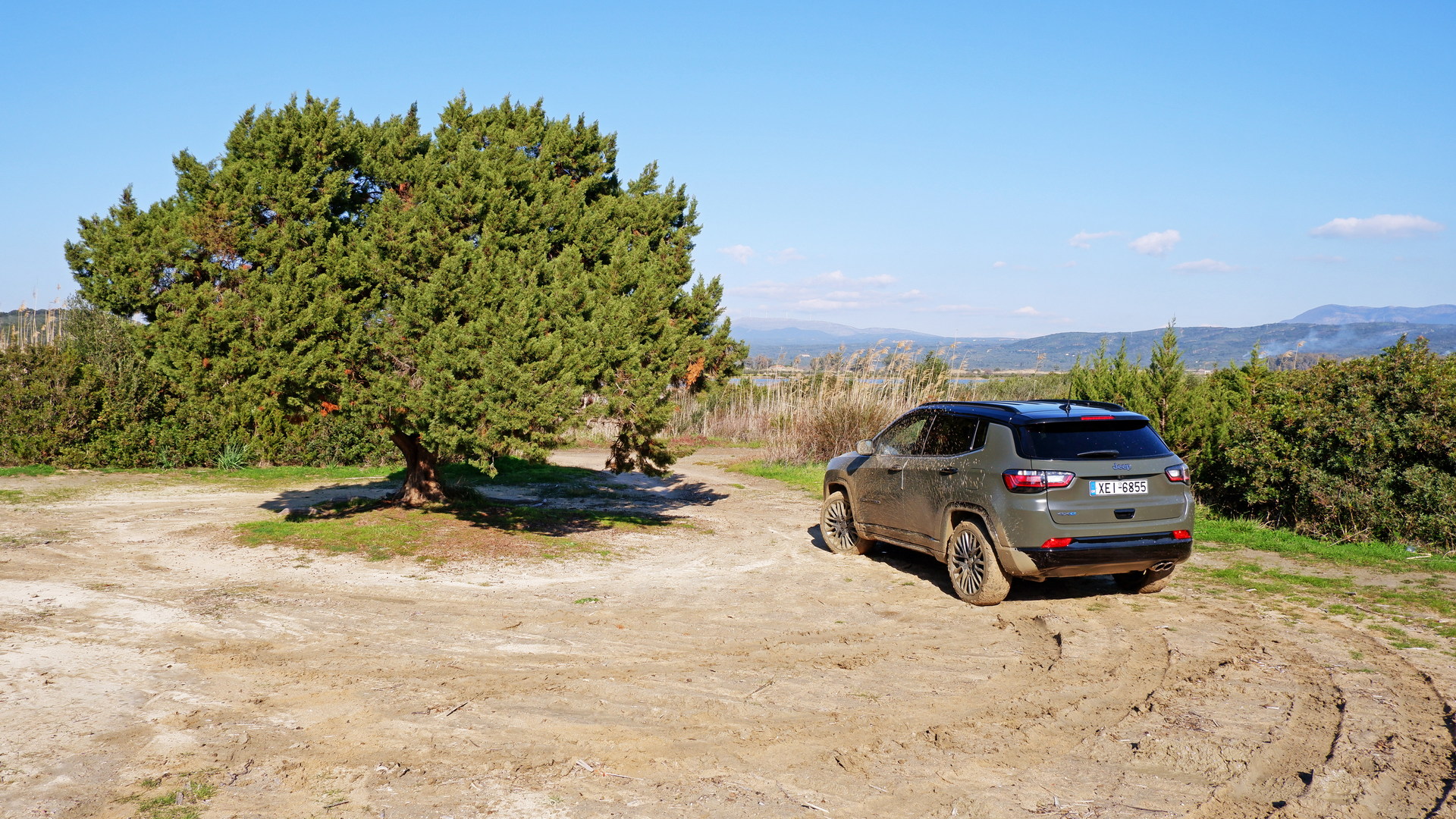 I Got Stuck With A 4WD Jeep In The Sand And It Was All My Fault