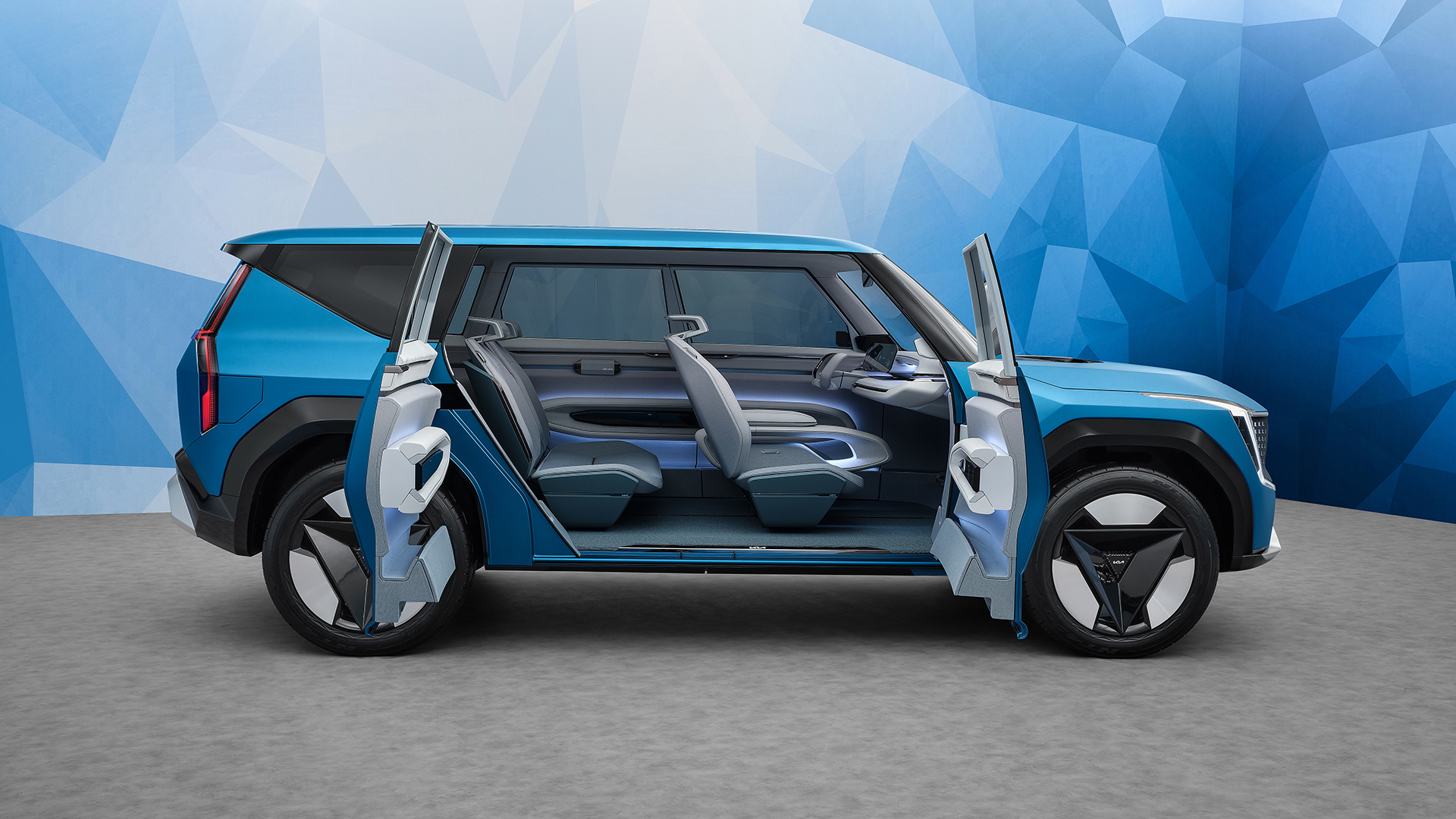 Kia Shows Production EV9 SUV Training For Early 2023 Debut