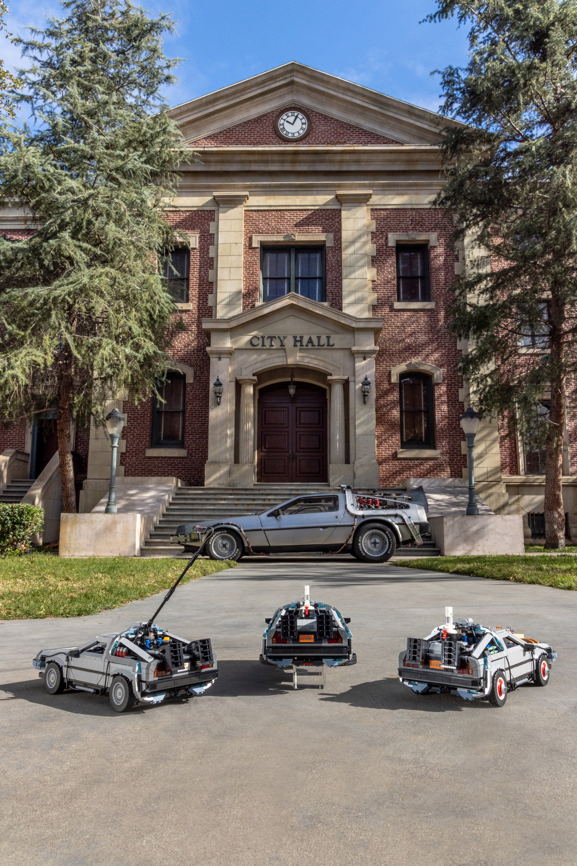 LEGO’s New Back To The Future DeLorean Time Machine Set Is For All You Kids Over 18