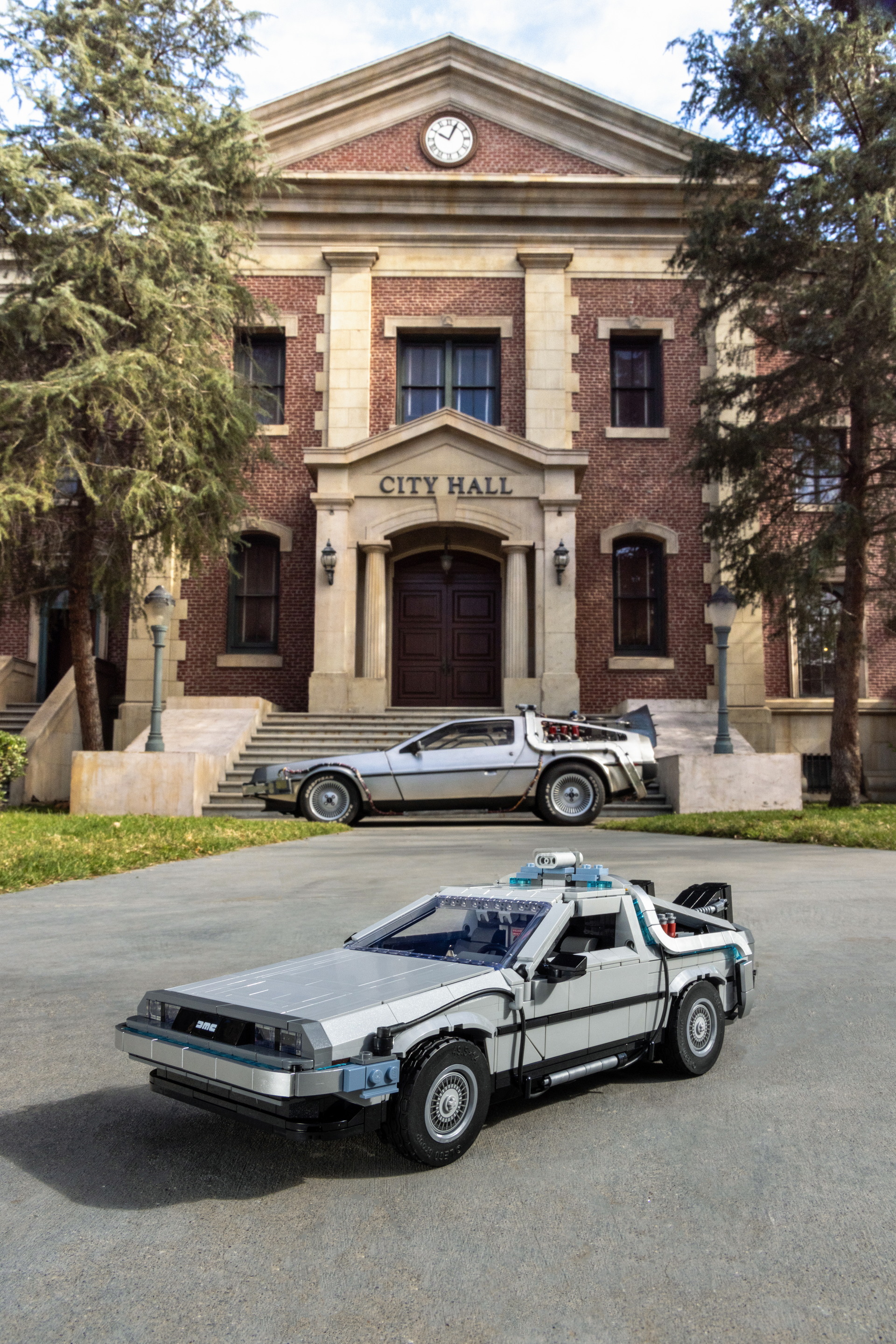 LEGO’s New Back To The Future DeLorean Time Machine Set Is For All You Kids Over 18