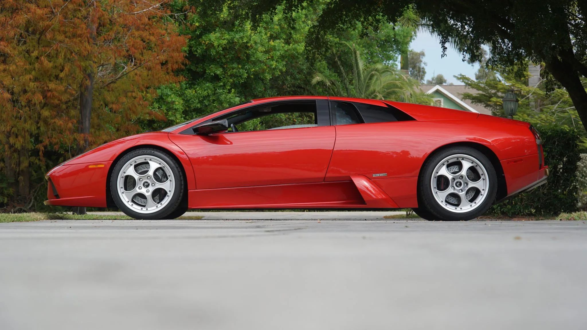 Turn Heads And Drop Jaws With This Manual Lamborghini Murcielago
