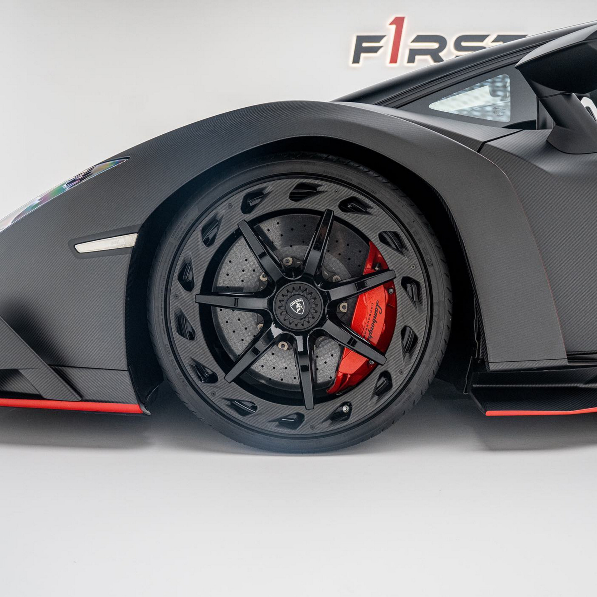 The World’s Only Exposed Carbon Lamborghini Veneno Needs A New Home