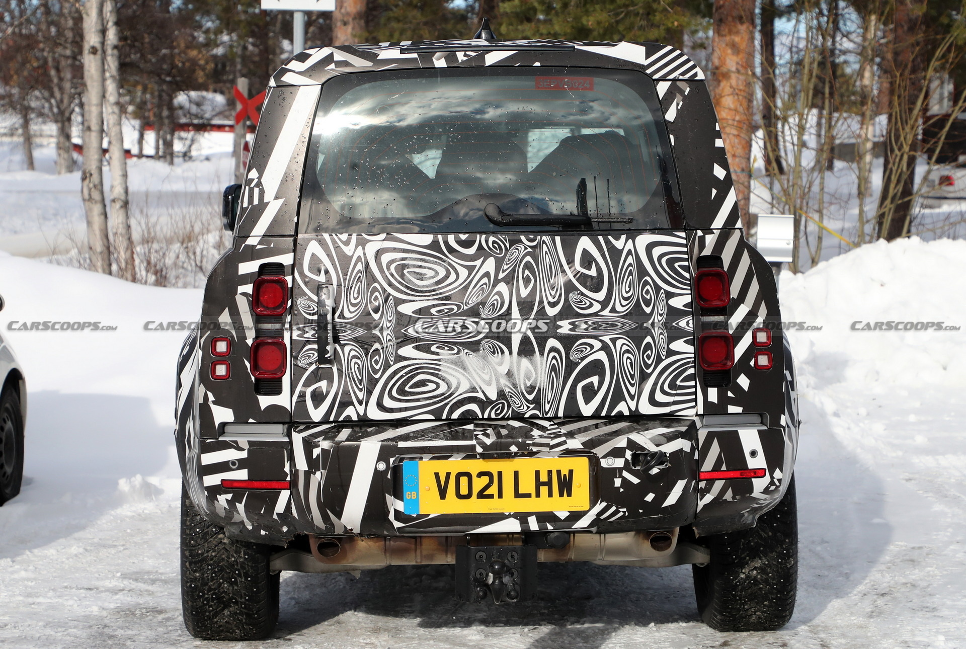 Land Rover’s Longer Defender 130 Spied Testing In The Snow