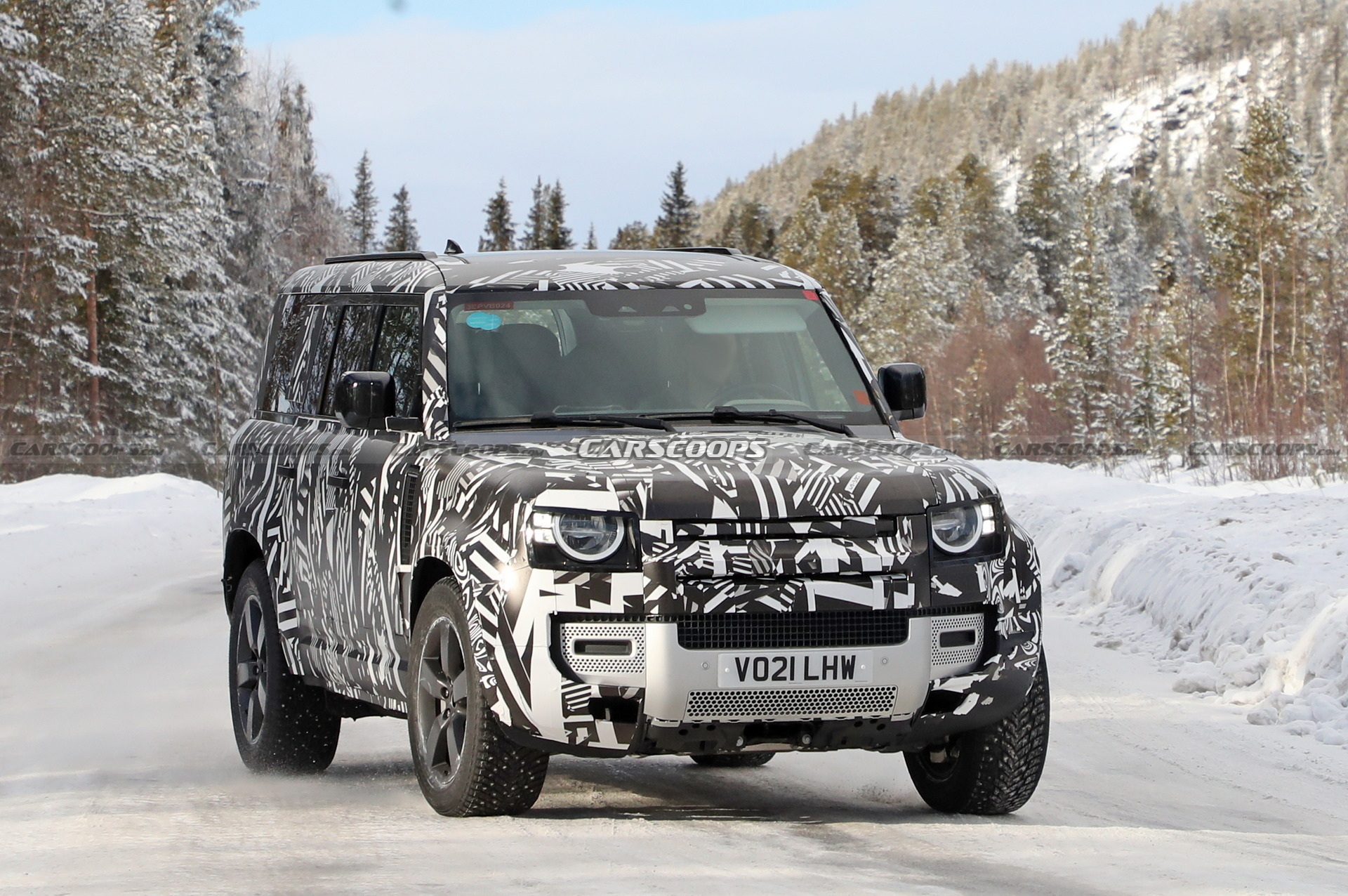 Land Rover’s Longer Defender 130 Spied Testing In The Snow